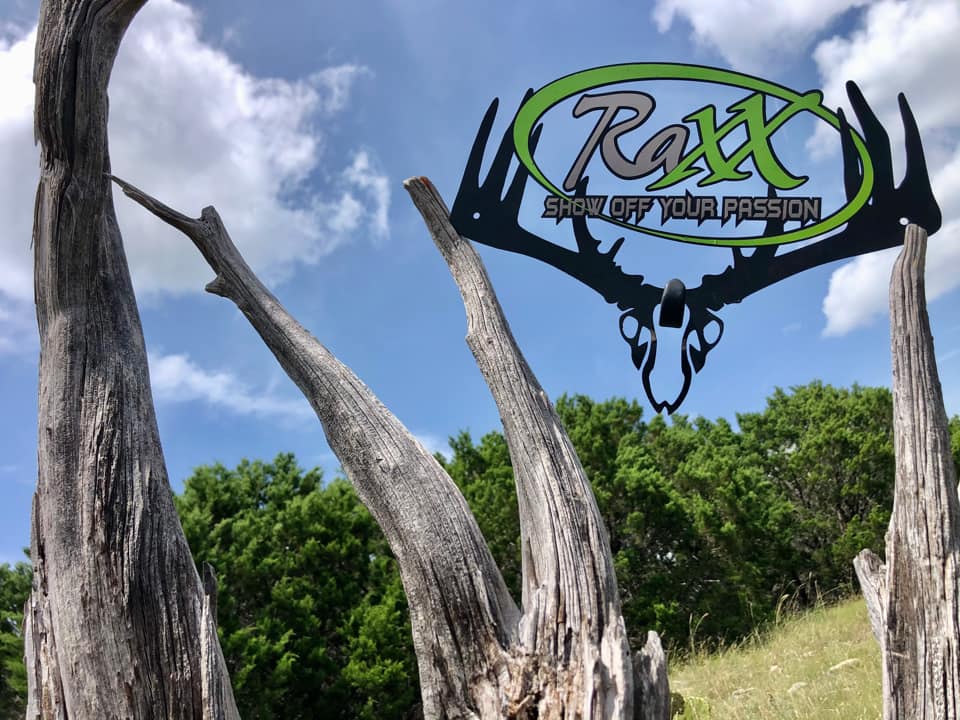 Raxx Logo Single Bow Hanger — product view 2