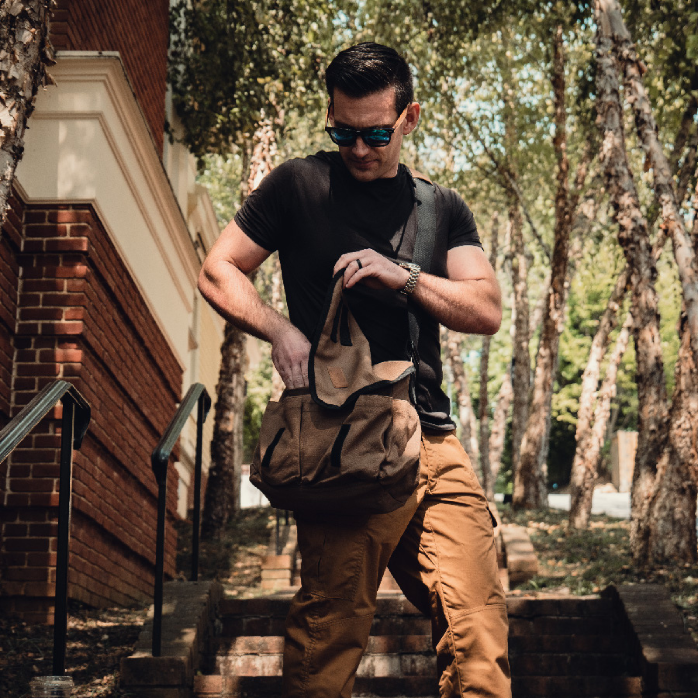 White Duck Filios Messenger Bag