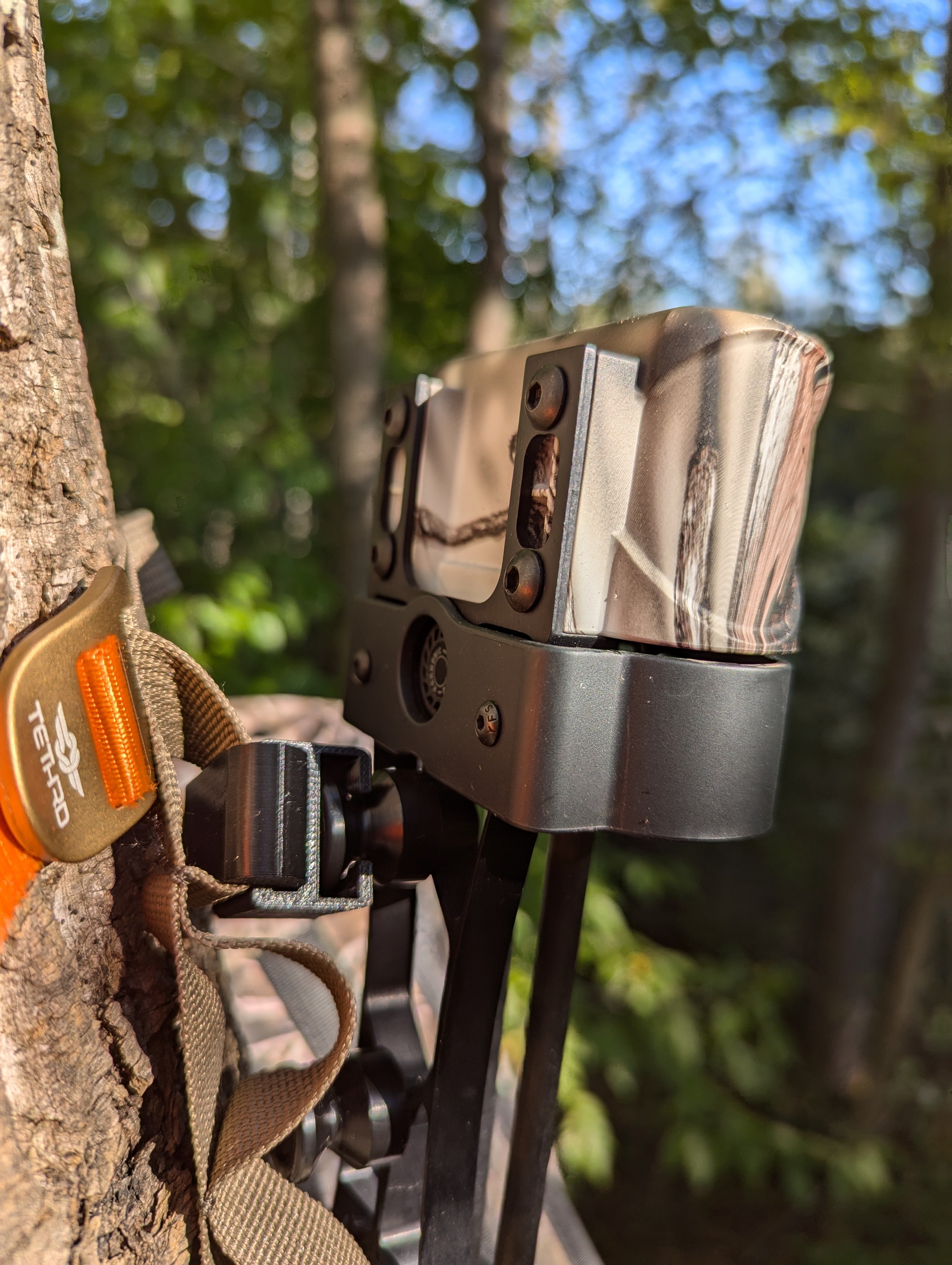 3D Hunting Solutions Archery Quiver Caddy for Mathews SpiderClaw / LowPro — product view 1