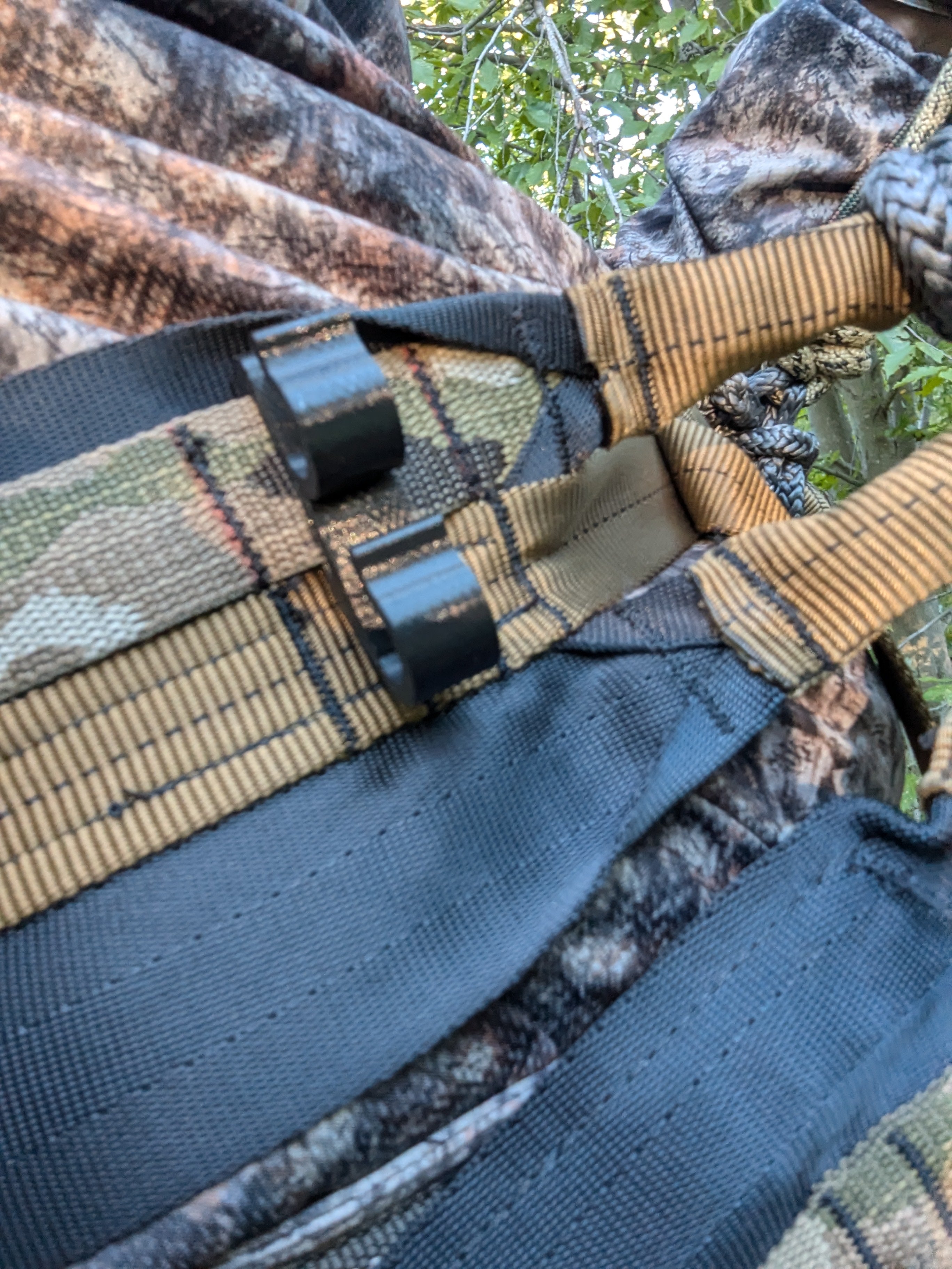 3D Hunting Solutions Saddle Bridge and Rope Caddy - Molle — product view 2