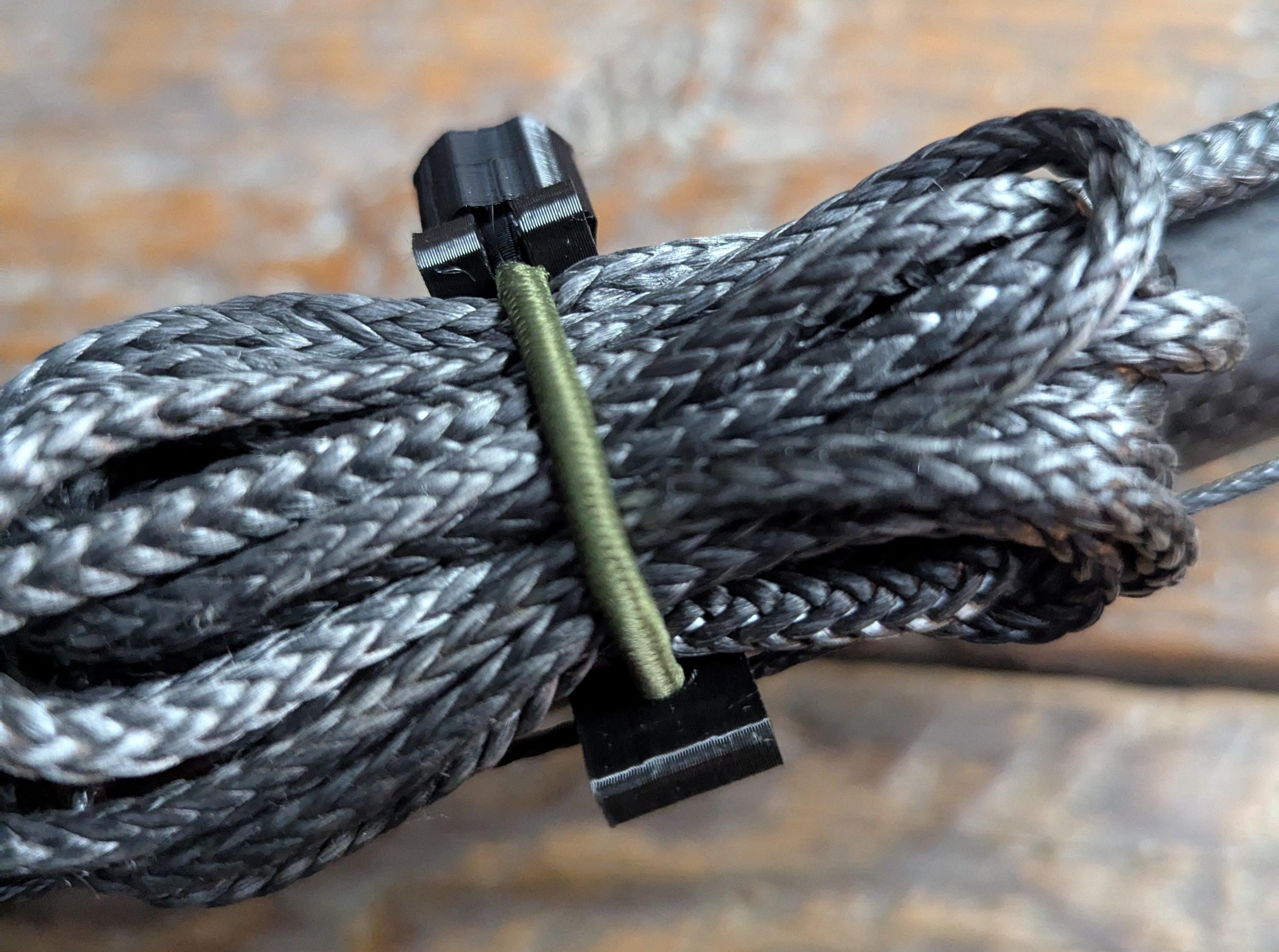 3D Hunting Solutions Climbing Stick Attachment Bundler — product view 7