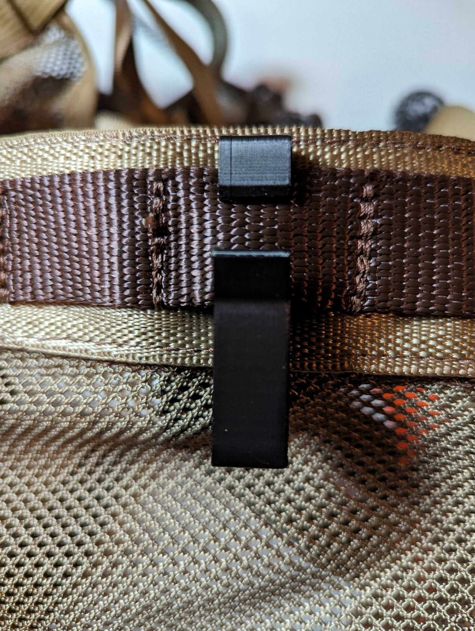 3D Hunting Solutions XL Molle Hook/Hanger for Saddle Hunting — product view 3