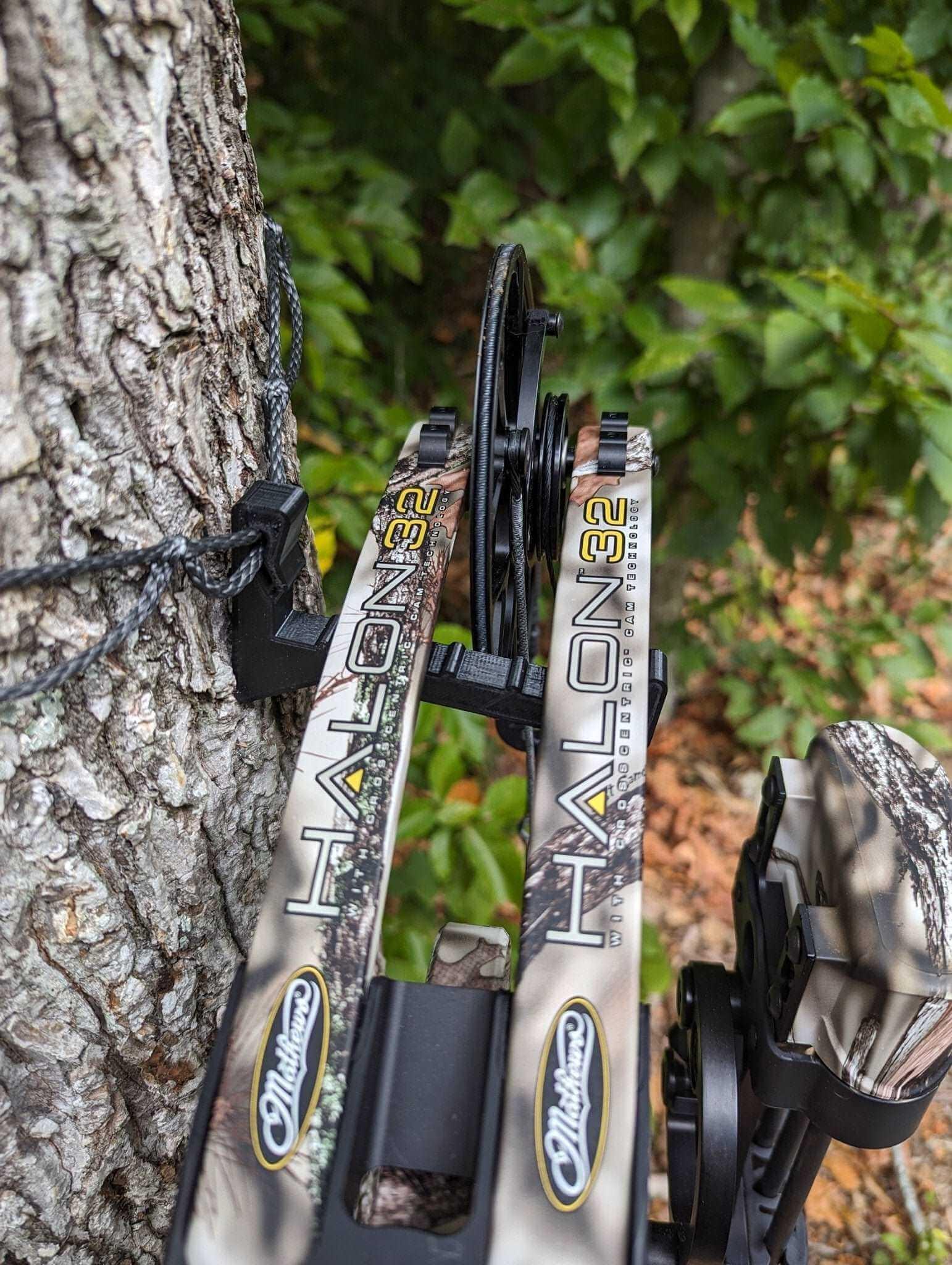 3D Hunting Solutions Amsteel Bow Hanger — product view 1