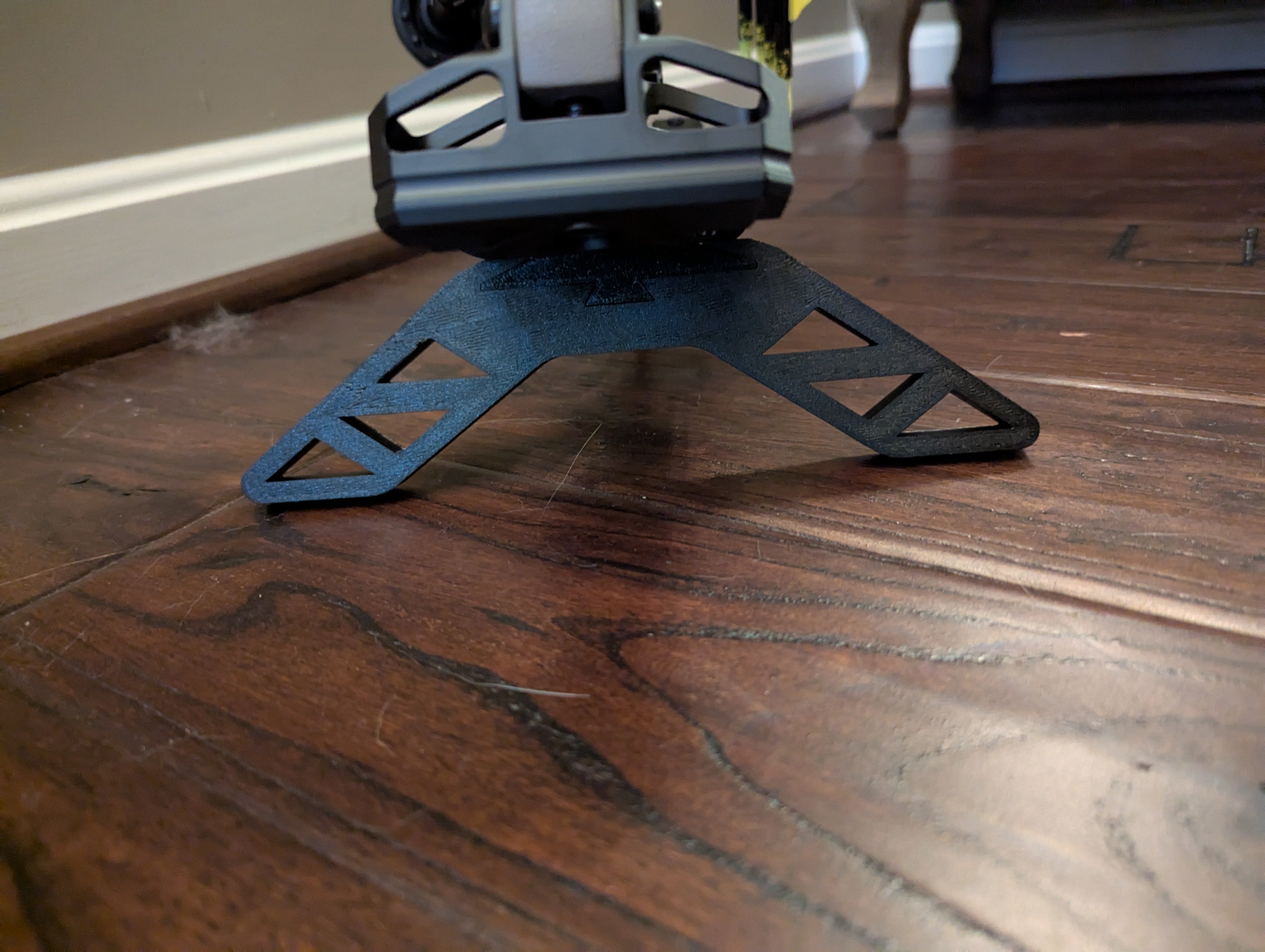 3D Hunting Solutions Split Limb Bow Stand — product view 2
