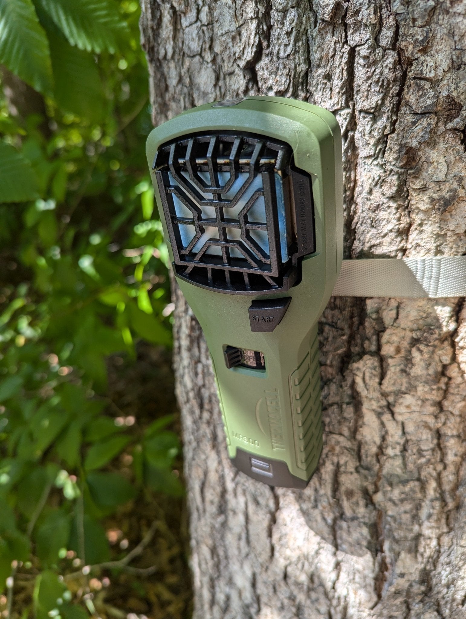 3D Hunting Solutions Thermacell Caddy - Tree or Pack Mount — product view 1