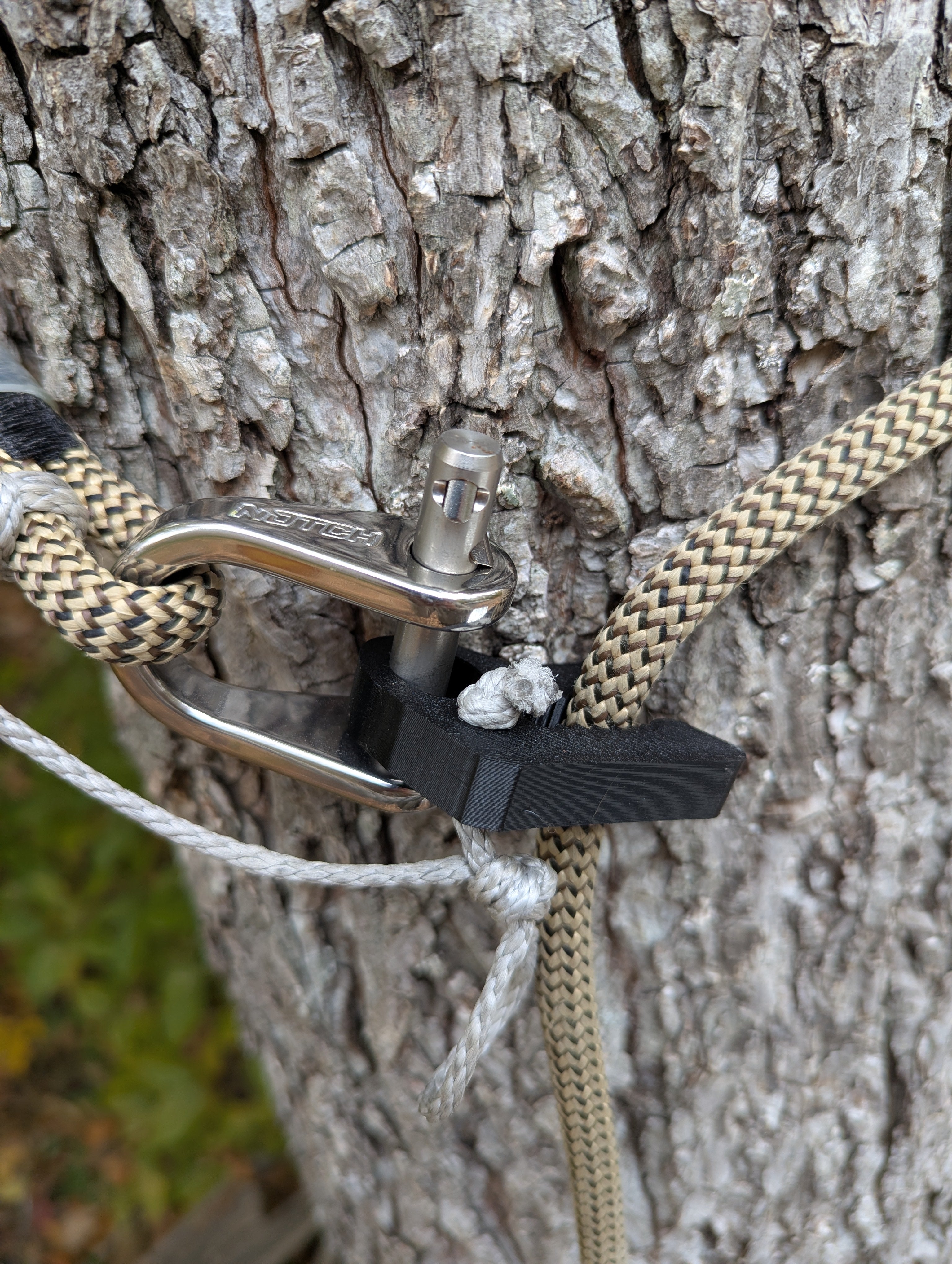 3D Hunting Solutions T-REX Tether Clip - Mobile / Saddle Hunting / One Sticking — product view 7