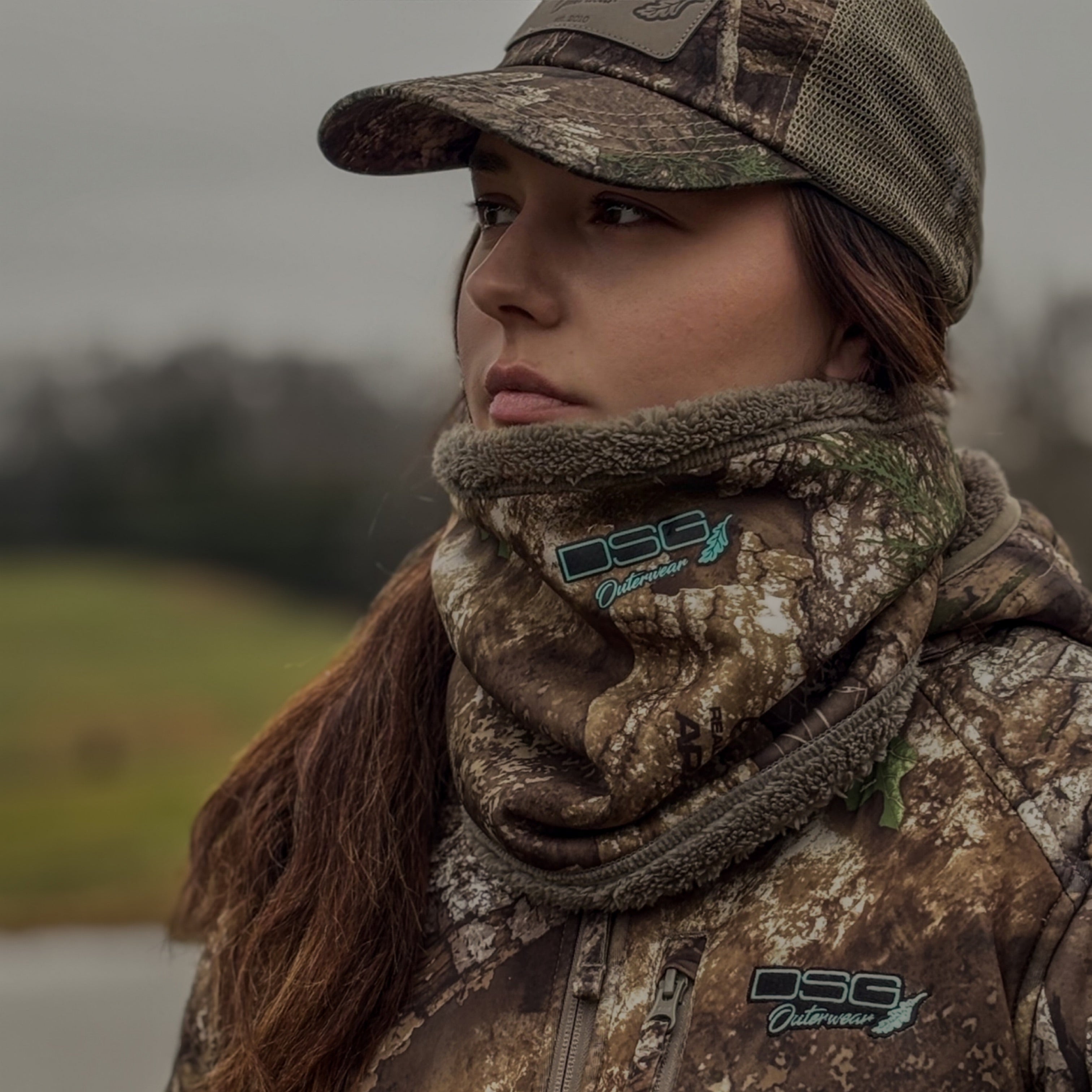 DSG Sherpa Neck Warmer – product view 5