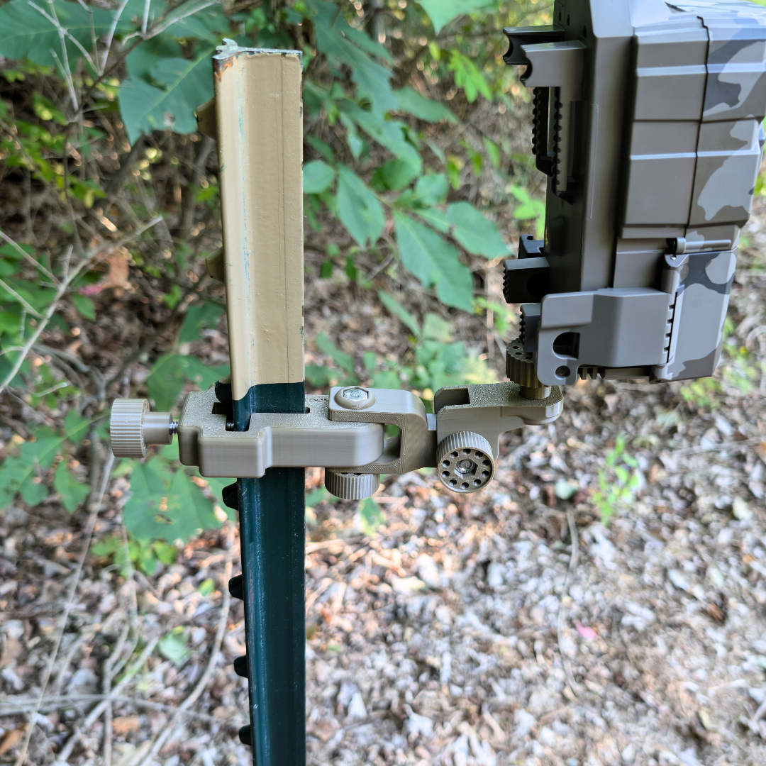 The ADK Edge APEX 360° Rotating Universal T-Post Trail Camera Mount by The ADK Edge — alternate view 10