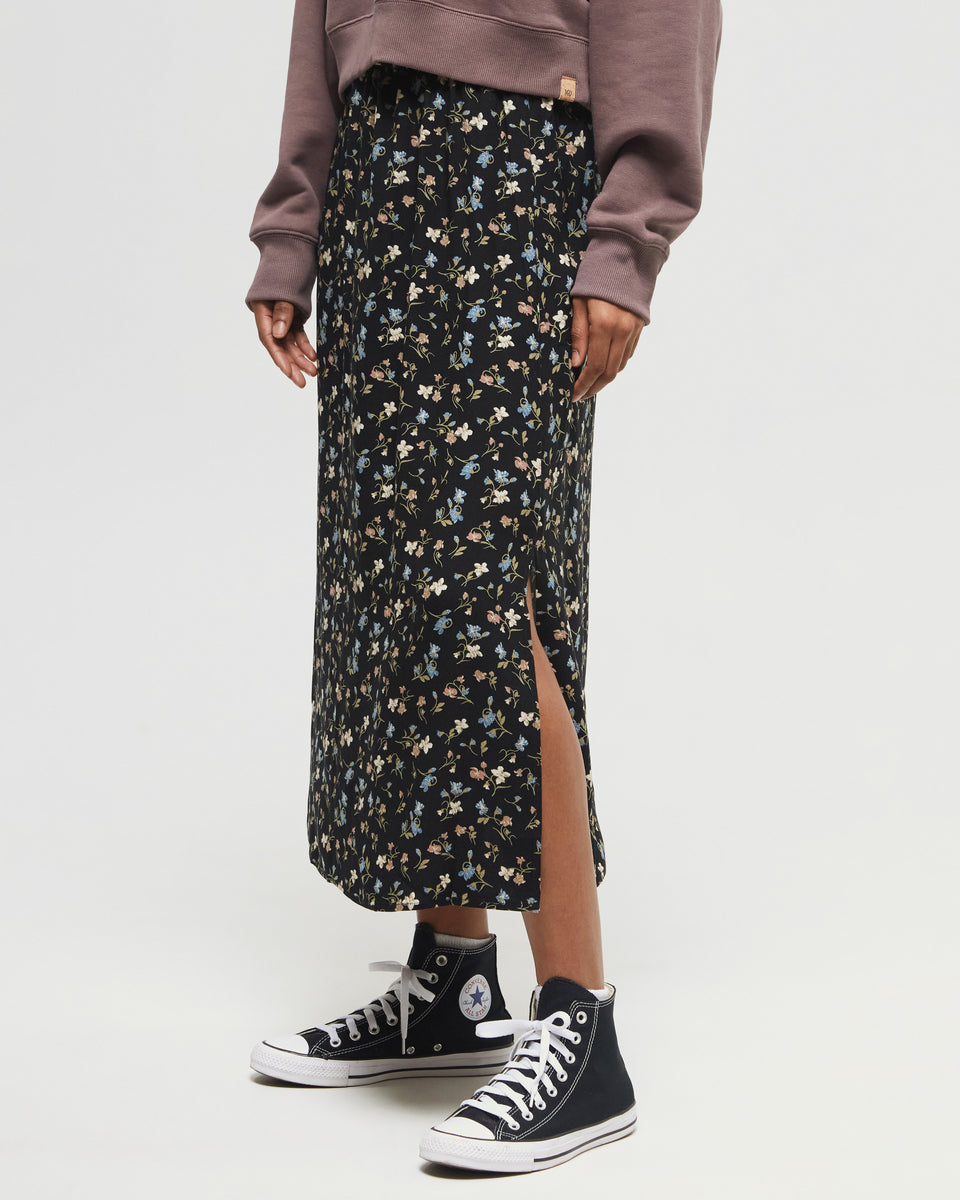 Tentree Women's Yaletown Skirt - Meteorite Black Blossom