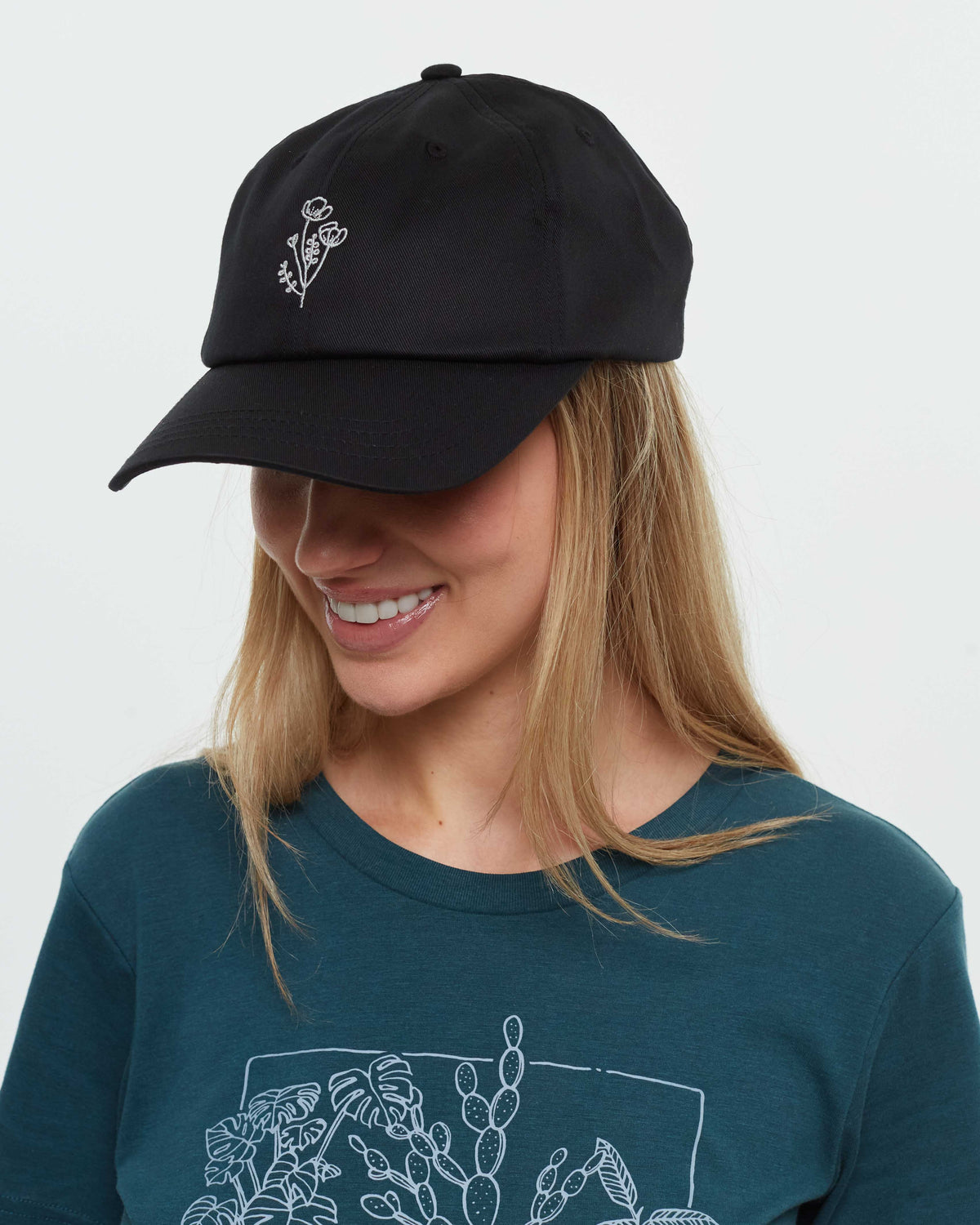 Tentree Flower Embroidery Peak Hat - Meteorite Black Sugar Pine