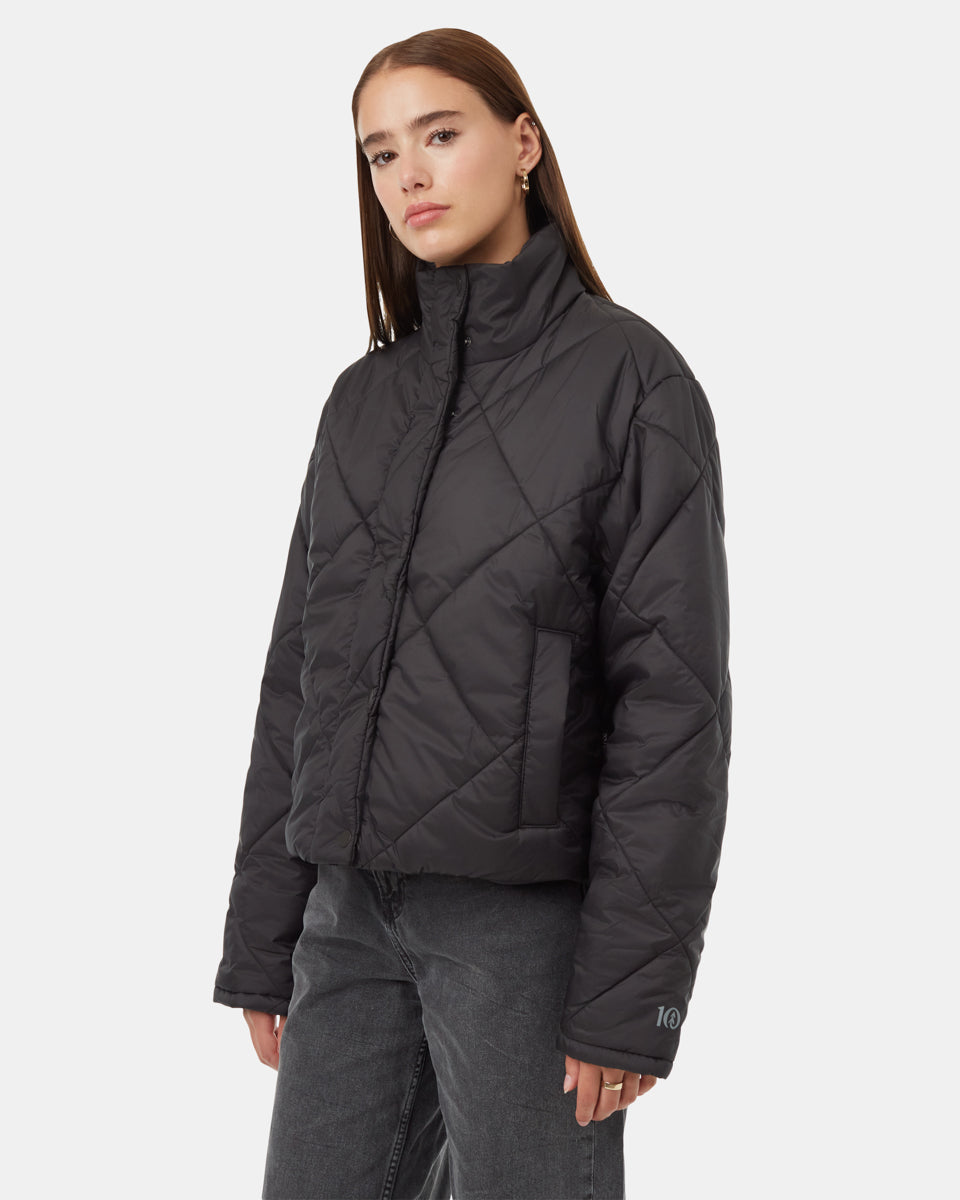 Tentree Women's Cloud Shell Short Puffer - Meteorite Black