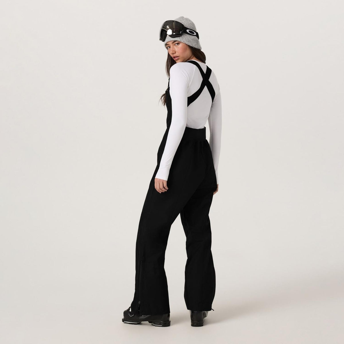 Vuori Taika Shell Bib Pants - Women's - Black - detail