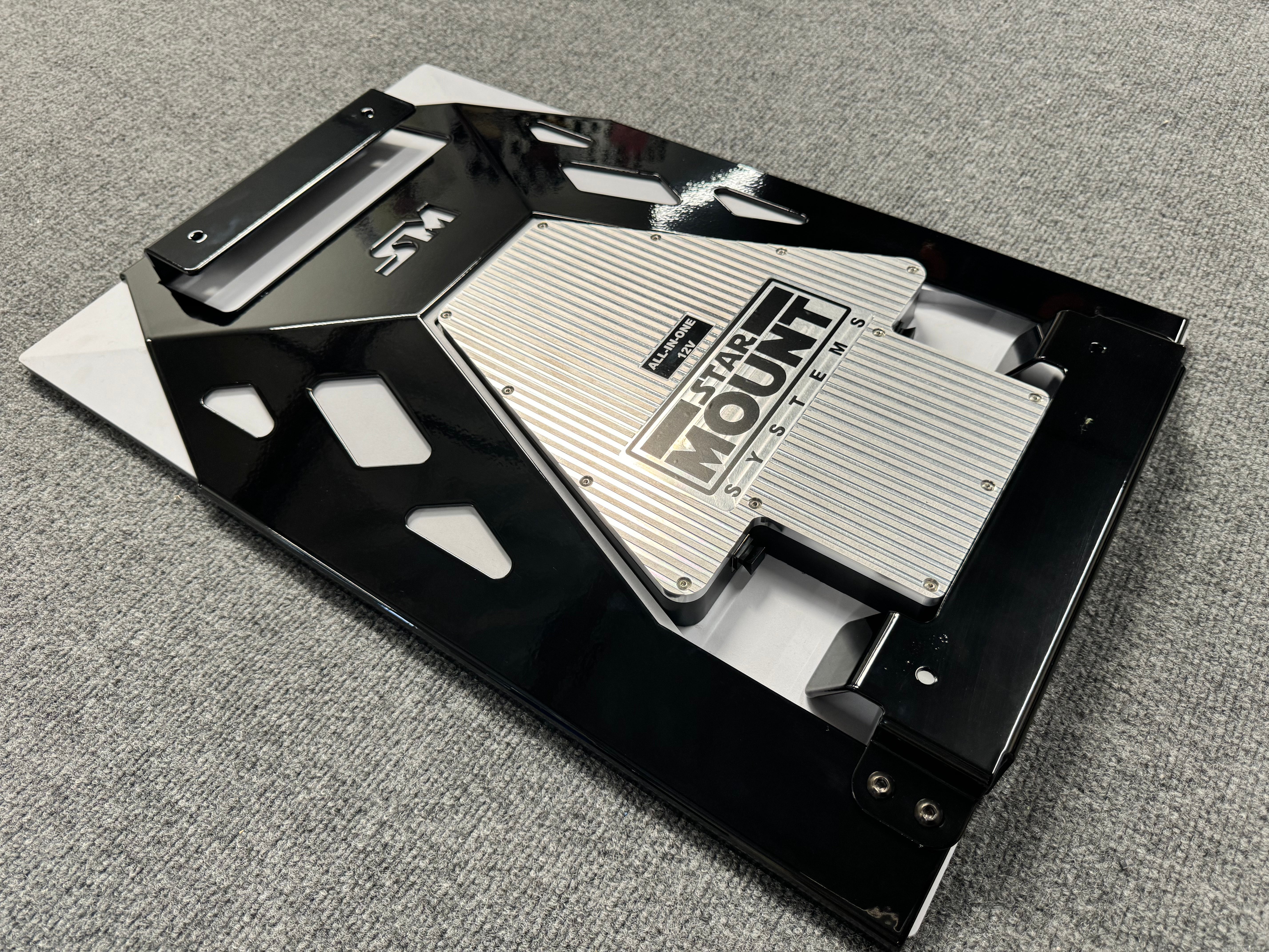Starlink Star-Mount EXPLORER PRO BUNDLE for Gen 3 (12V Conversion Included) — product view 11