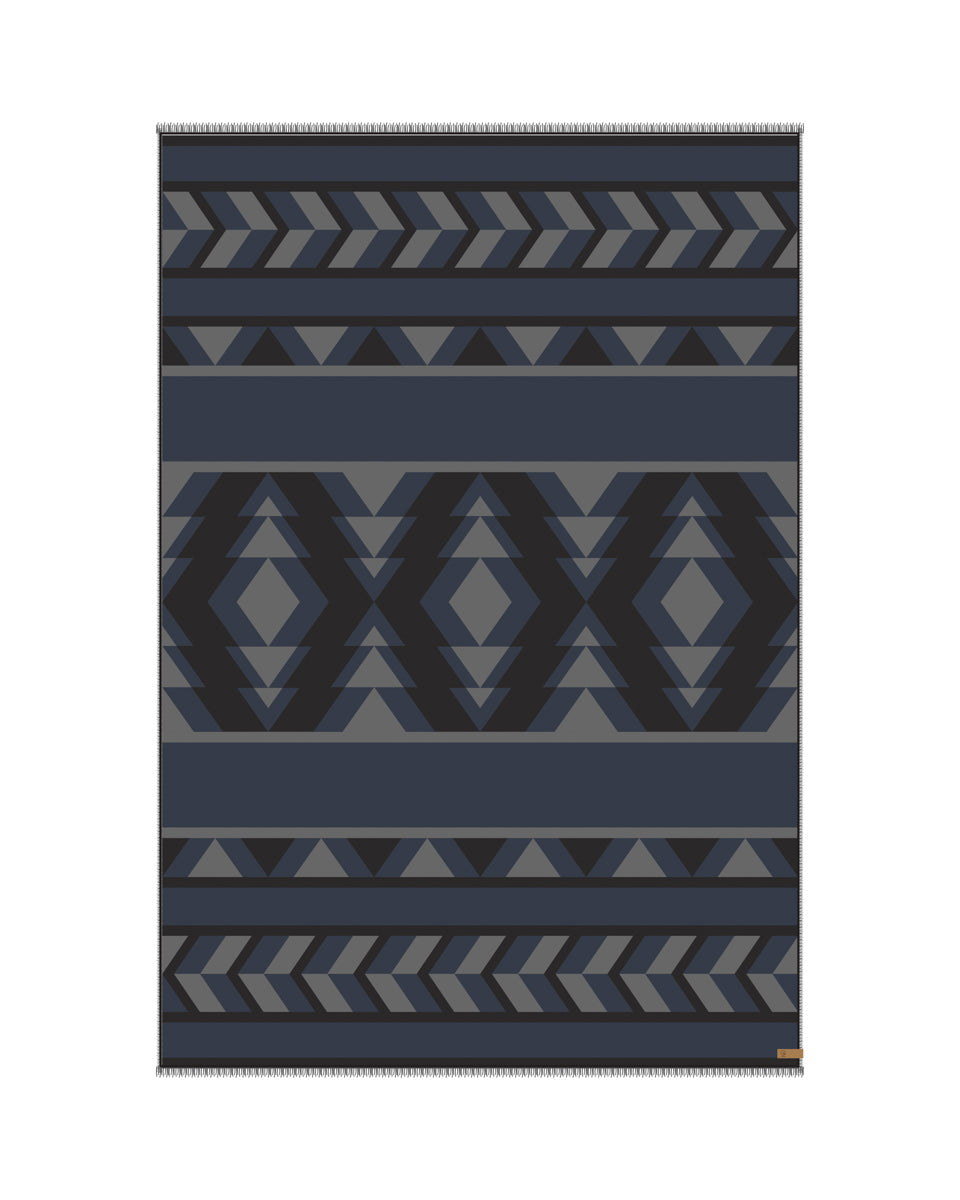 Tentree Cotton Geo Blanket Scarf - Meteorite Black_Dark Ocean Blue