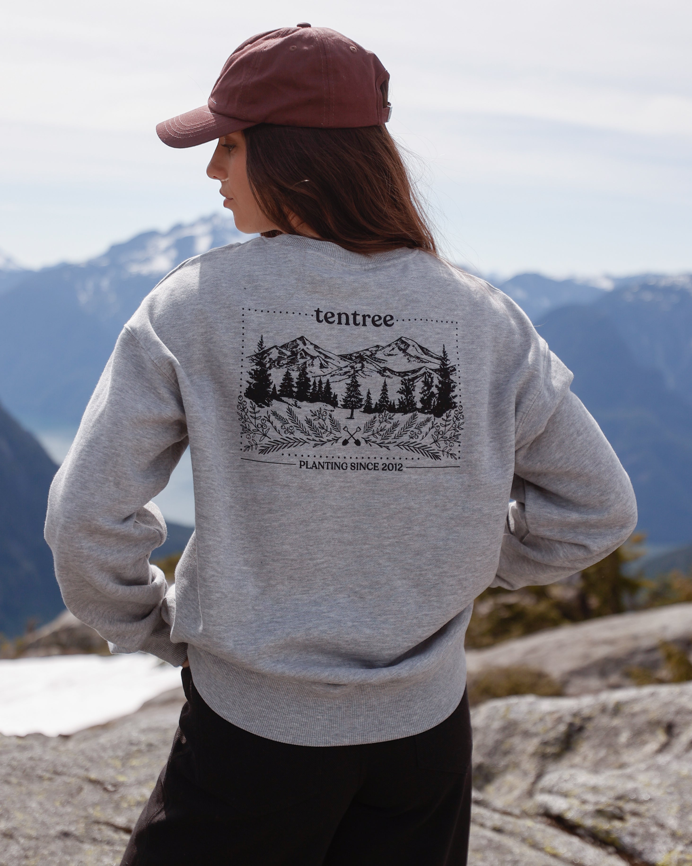 Tentree Women's Floral Heritage Crew - Harbour Grey Heather Meteorite Black
