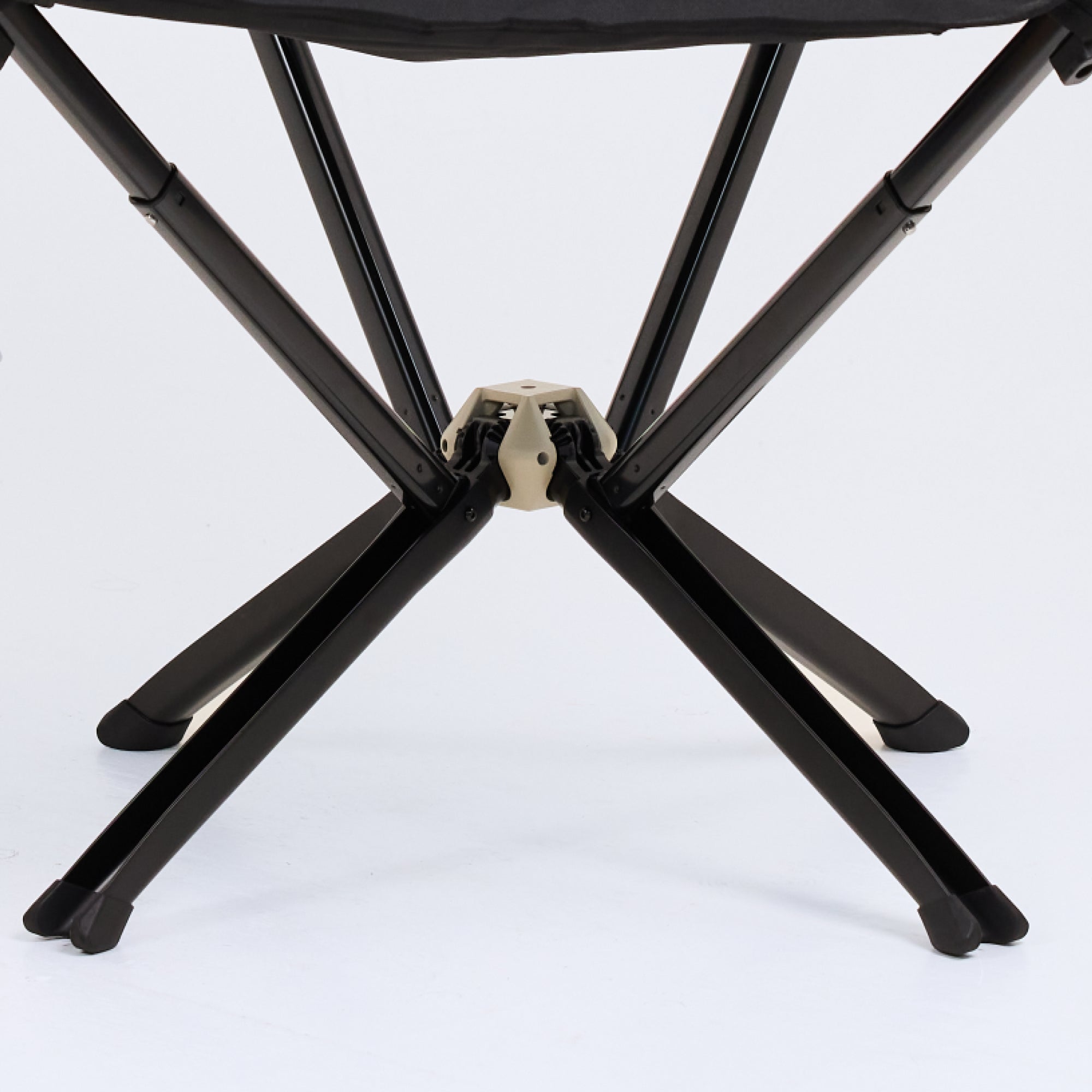 CLIQ MystiQ Lounge Chair