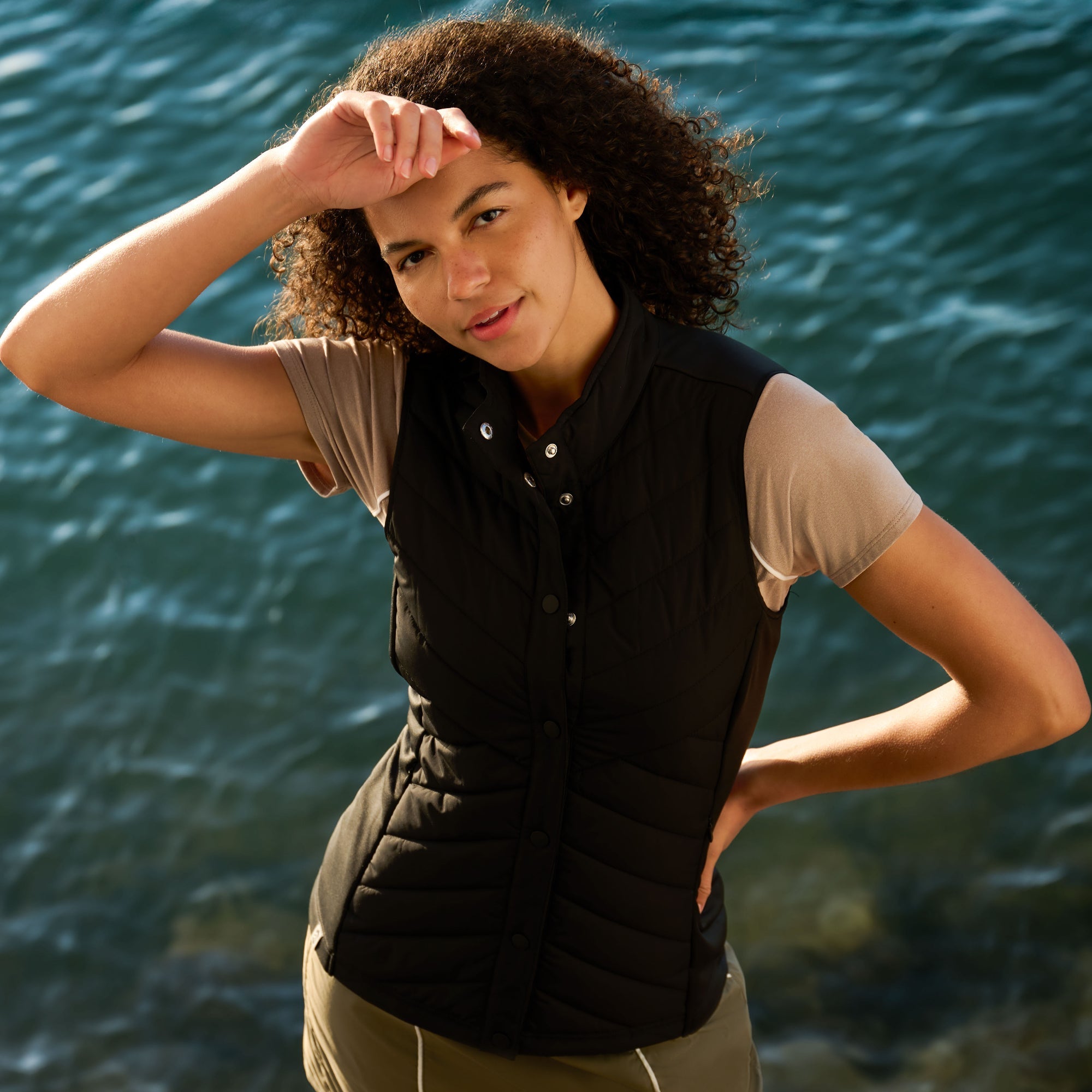Free Country Women's Hybrid Snap Front Vest