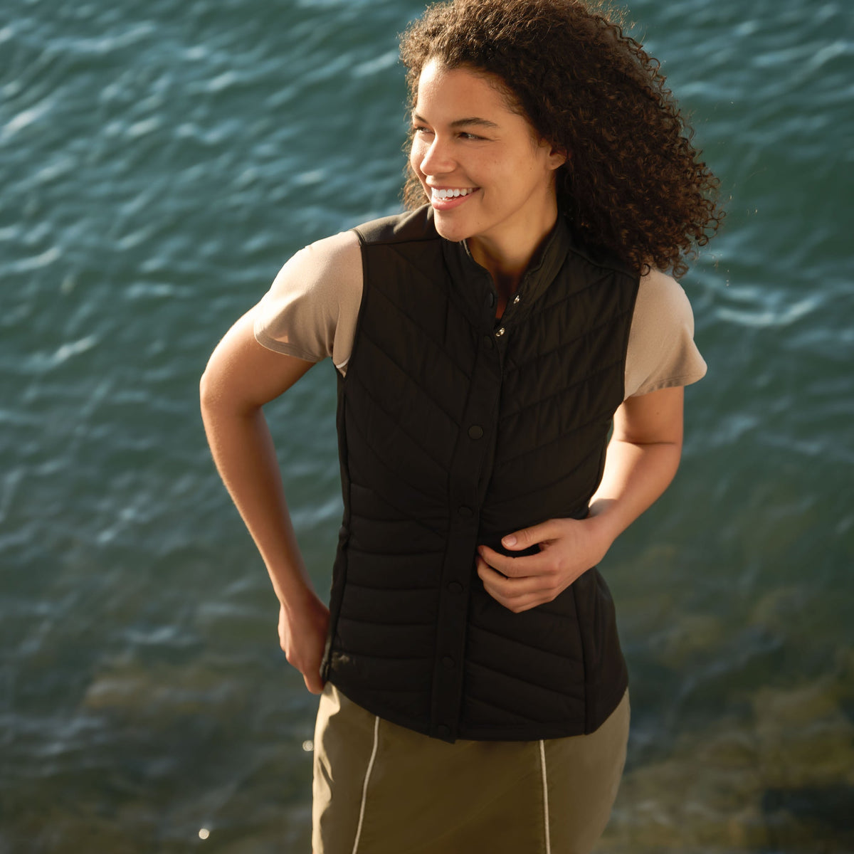 Free Country Women's Hybrid Snap Front Vest