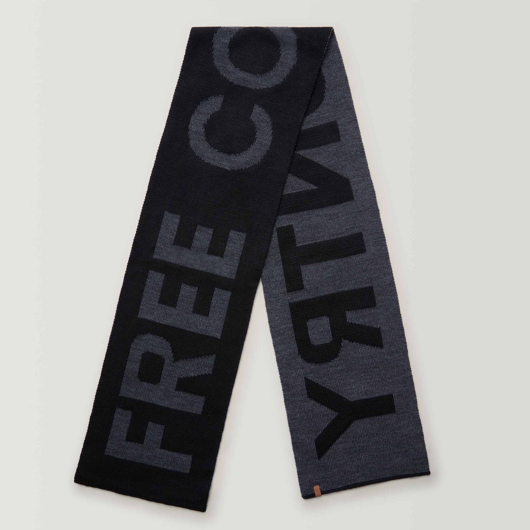 Free Country Men's Intarsia Logo Scarf
