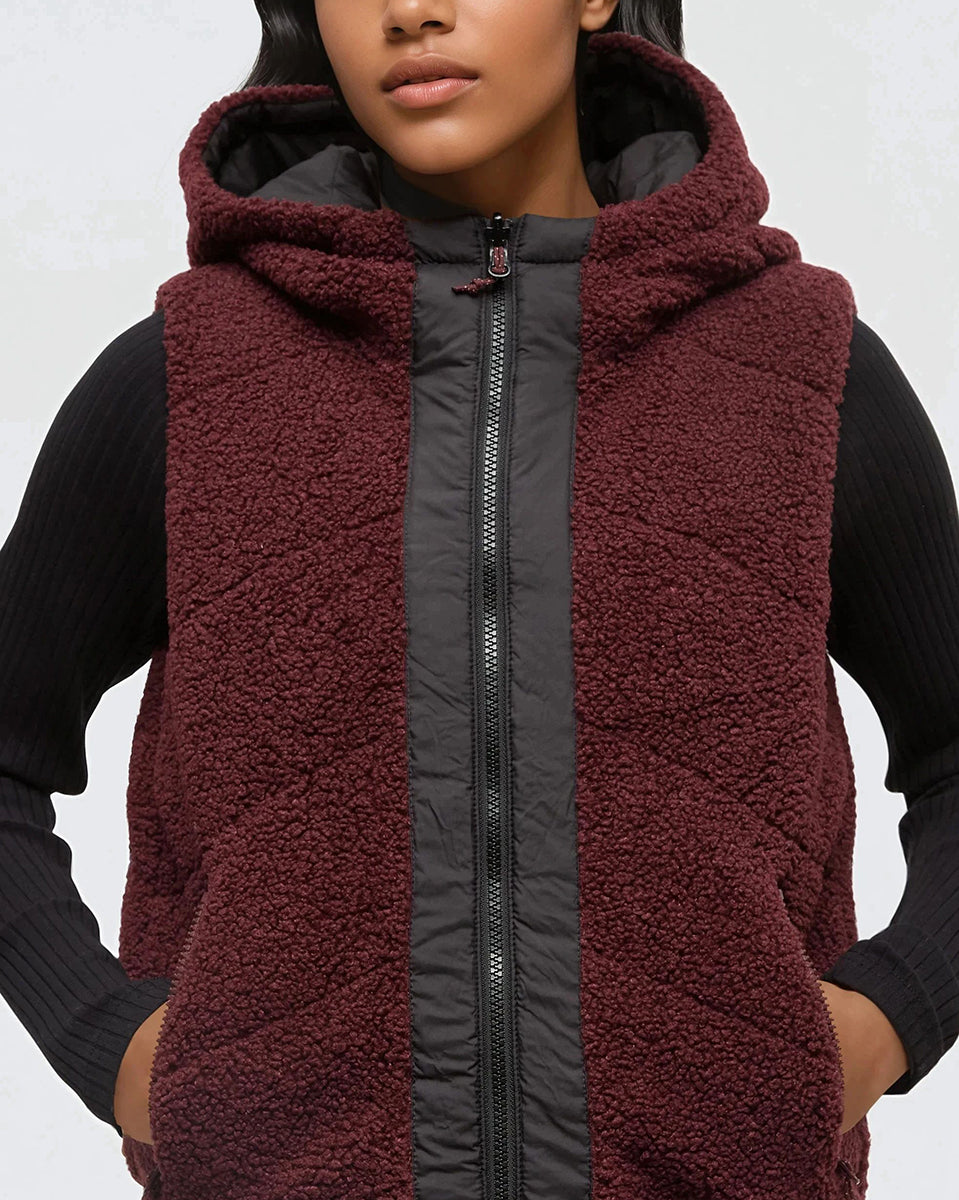 Tentree Women's Collins Vest - Deep Burgundy Meteorite Black