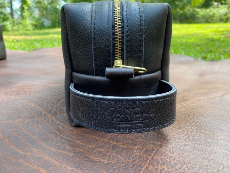 Off-Trayals Large Leather Toiletry Bag — Black — product view 2