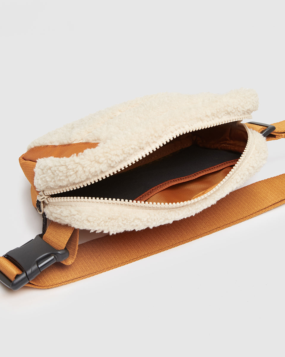 Tentree Valdes Hip Pack - Burnt Caramel Warm Oak