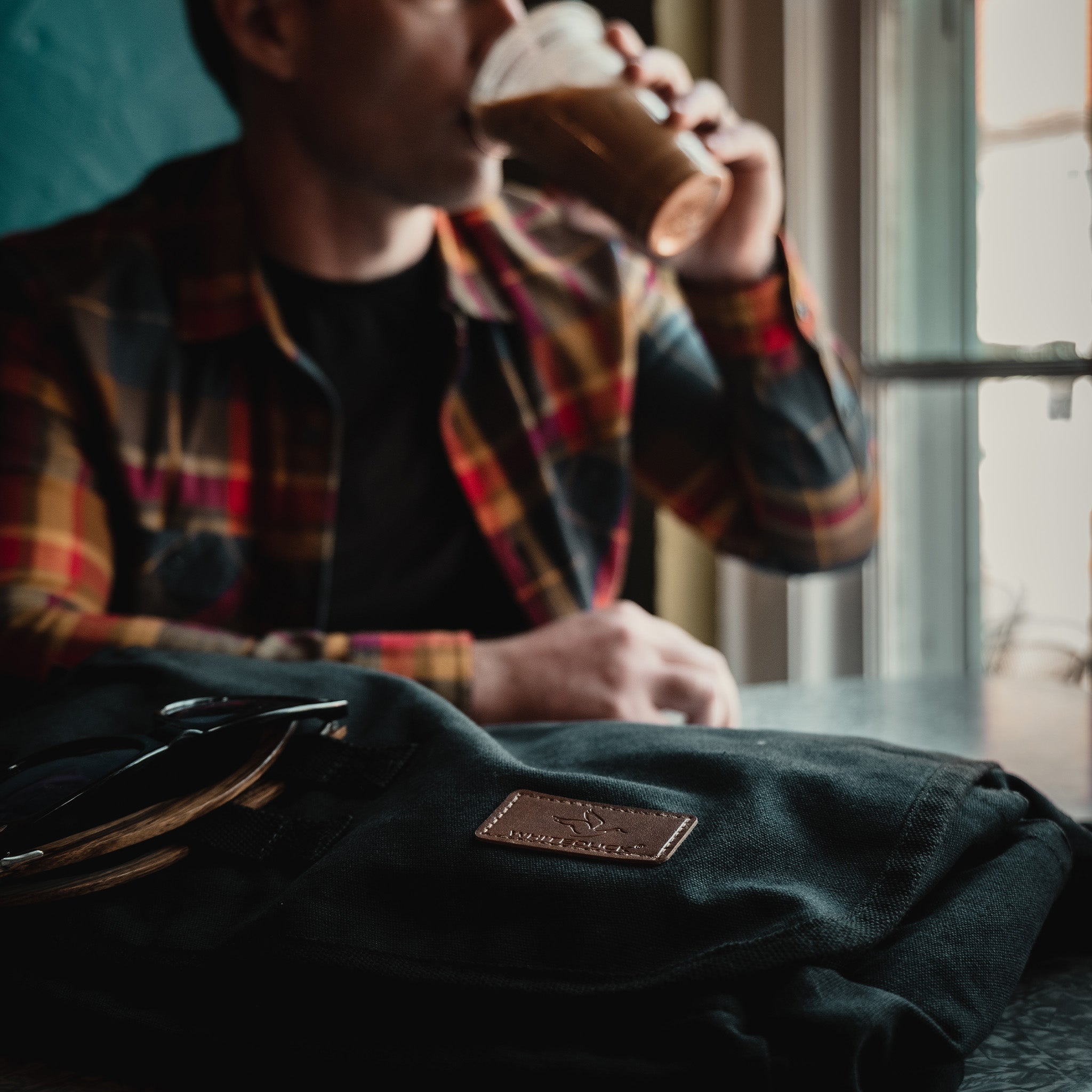 White Duck Filios Messenger Bag