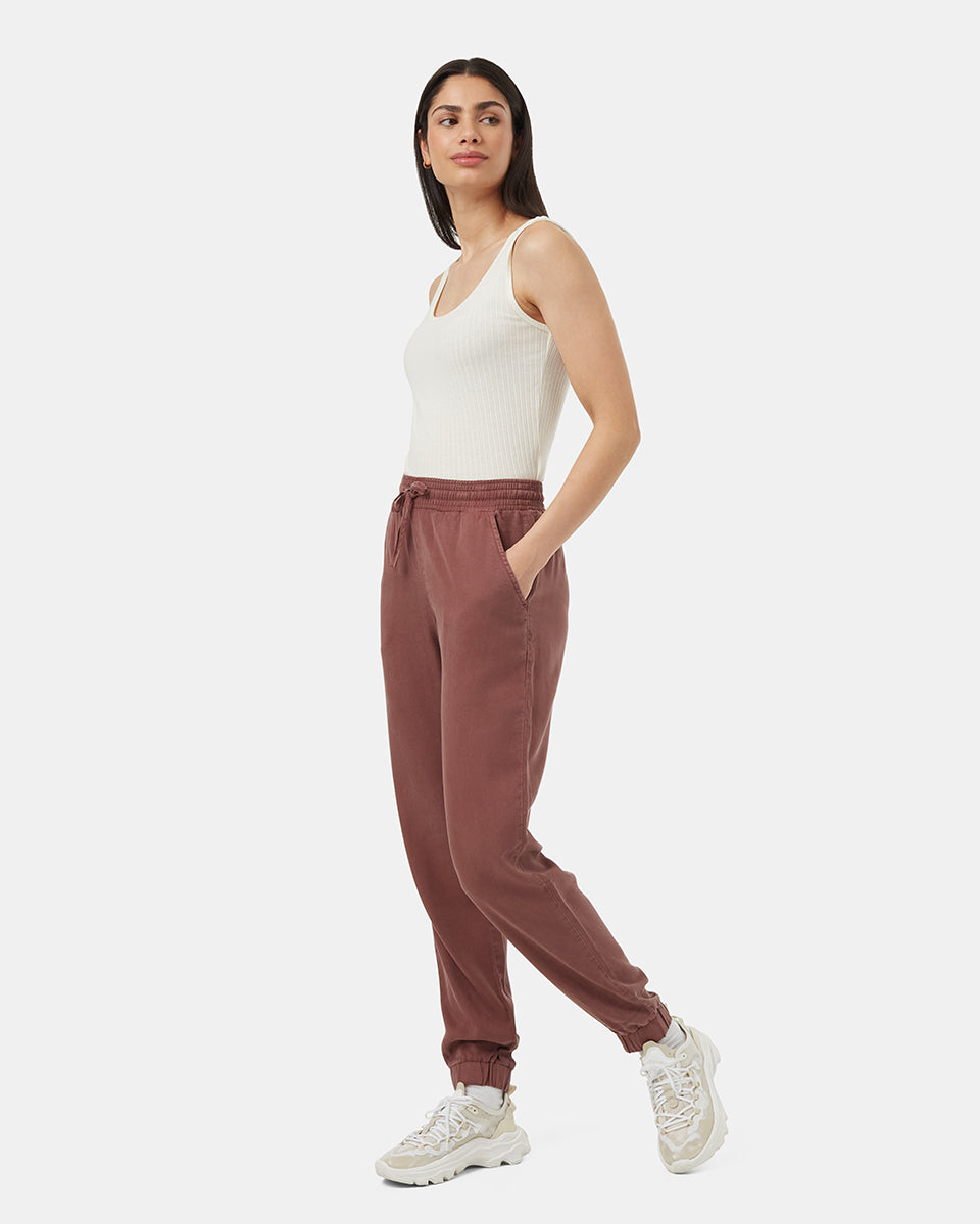 Tentree Women's Brookside Jogger - Mesa Red