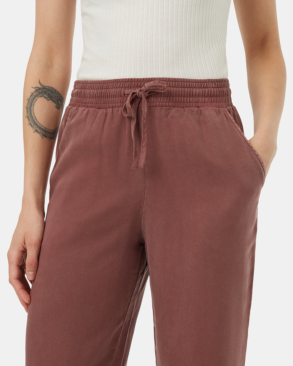 Tentree Women's Brookside Jogger - Mesa Red