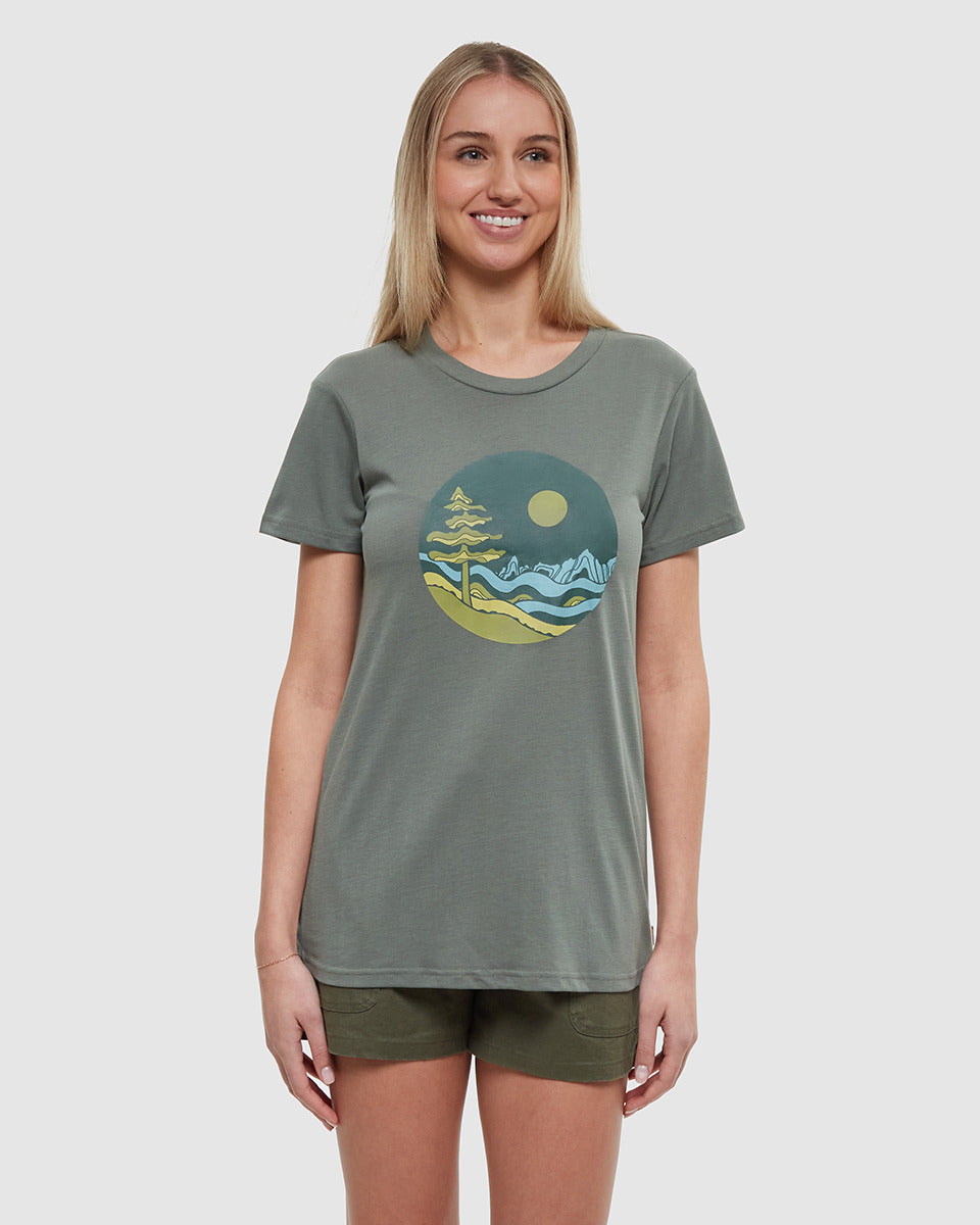 Tentree Women's Emerald Edge Portal T-Shirt - Agave Green Green Olive