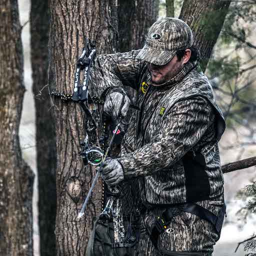 Hunter Safety System TreeStalker II Mossy Oak Treestand Harness – product view 2