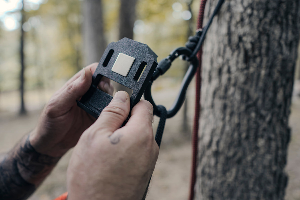 Wayward Ridge Wayward Bridge Saddle Hunting Phone Mount – product view 3