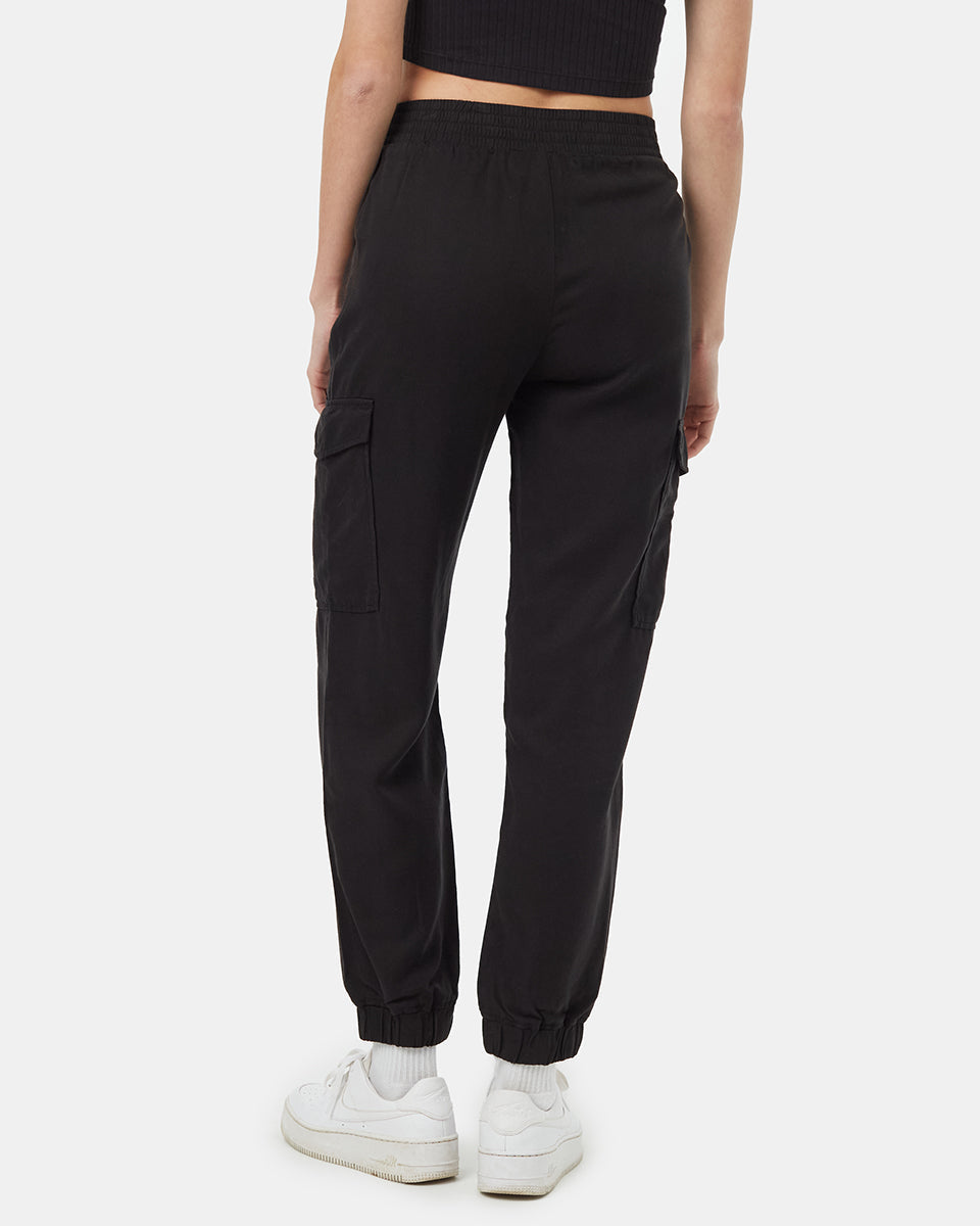 Tentree Women's Tencel Cargo Jogger - Meteorite Black