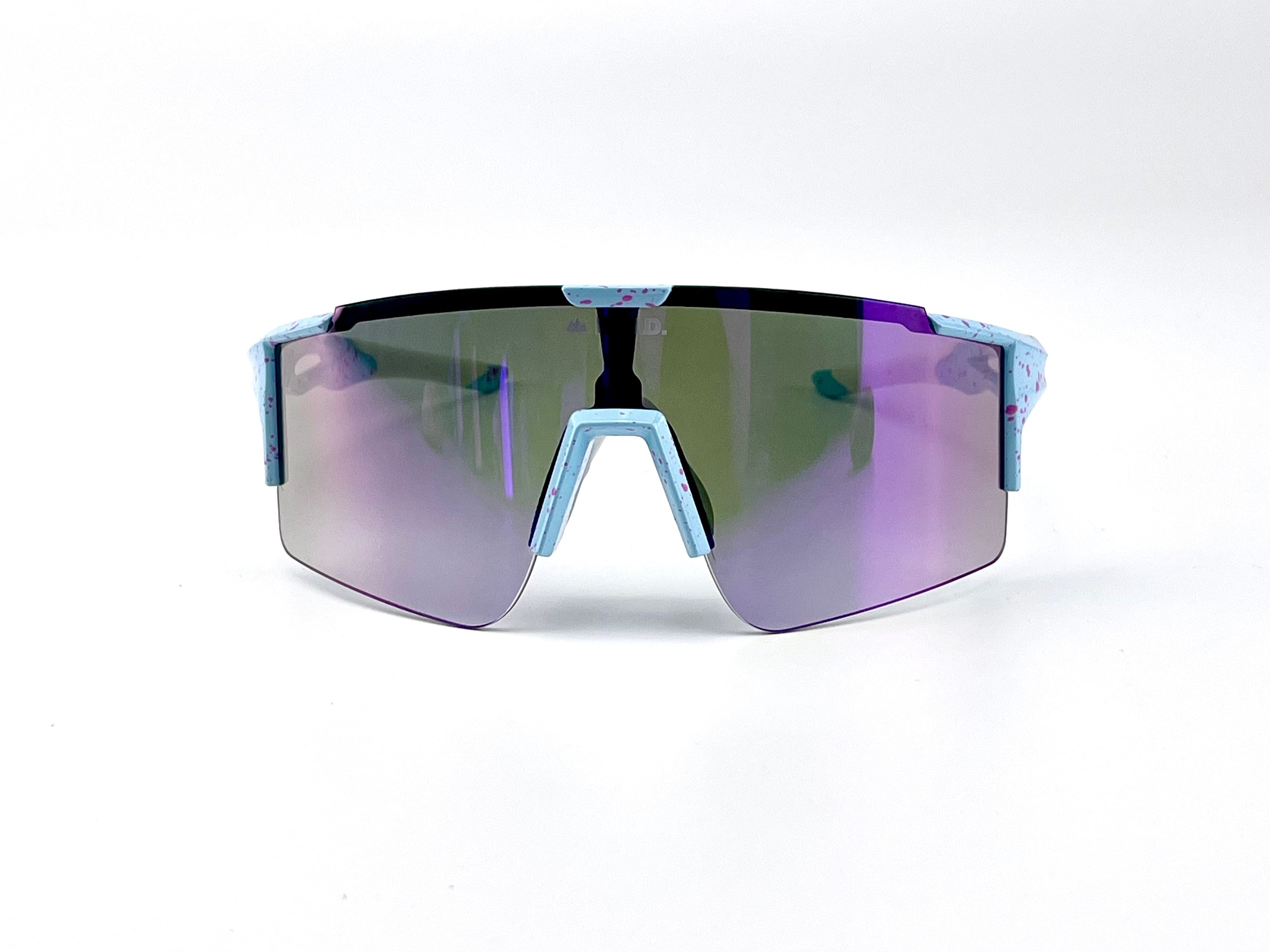 BOLD Wavelength Photochromic Sunglasses - product view 8