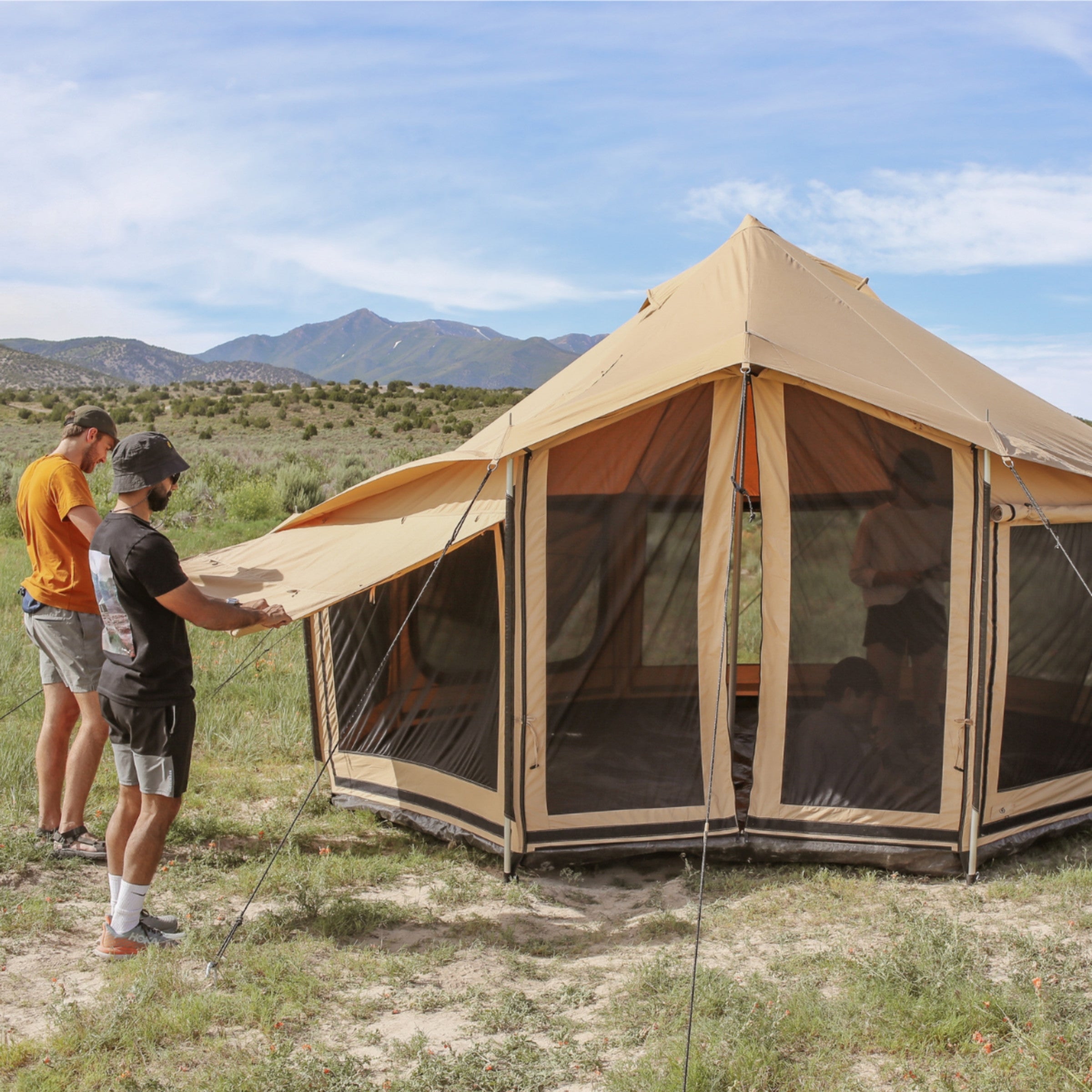 White Duck 18' Altimus Bell Tent