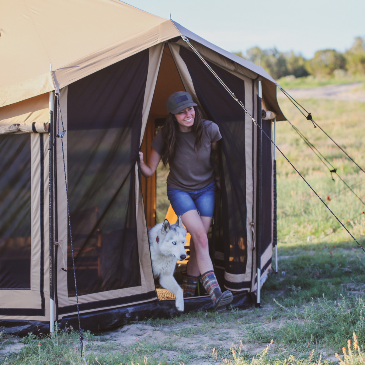 White Duck 18' Altimus Bell Tent