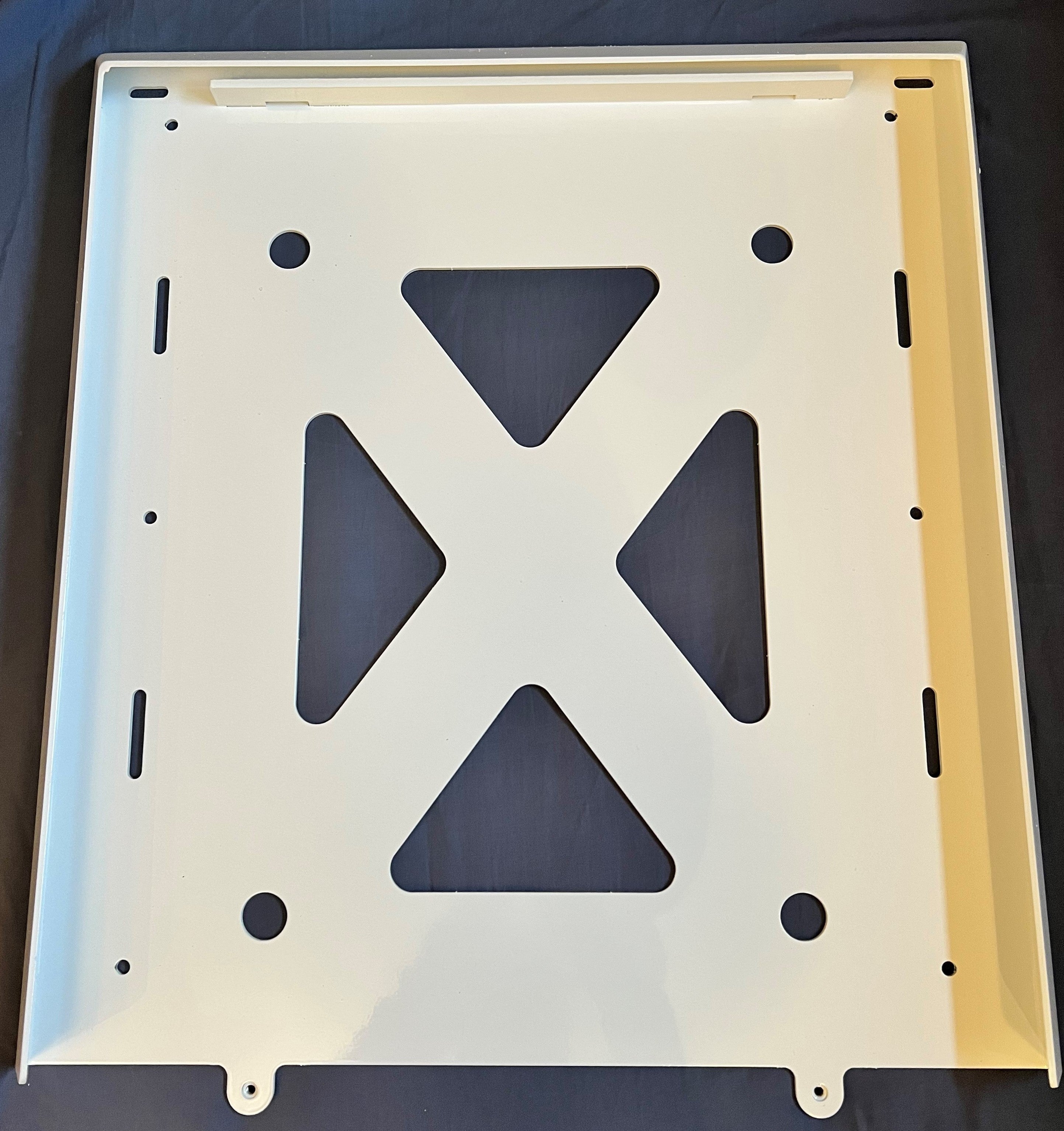Extra Base Plate for Quick Release Mount for Starlink High Performance In-Motion Dish (Gen 2) — product view 1