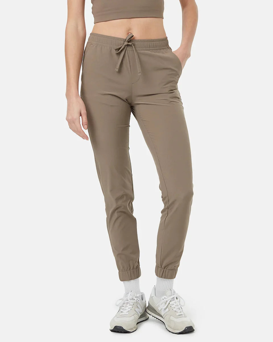 Tentree Women's InMotion Pacific Jogger - Falcon