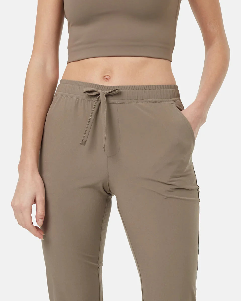 Tentree Women's InMotion Pacific Jogger - Falcon