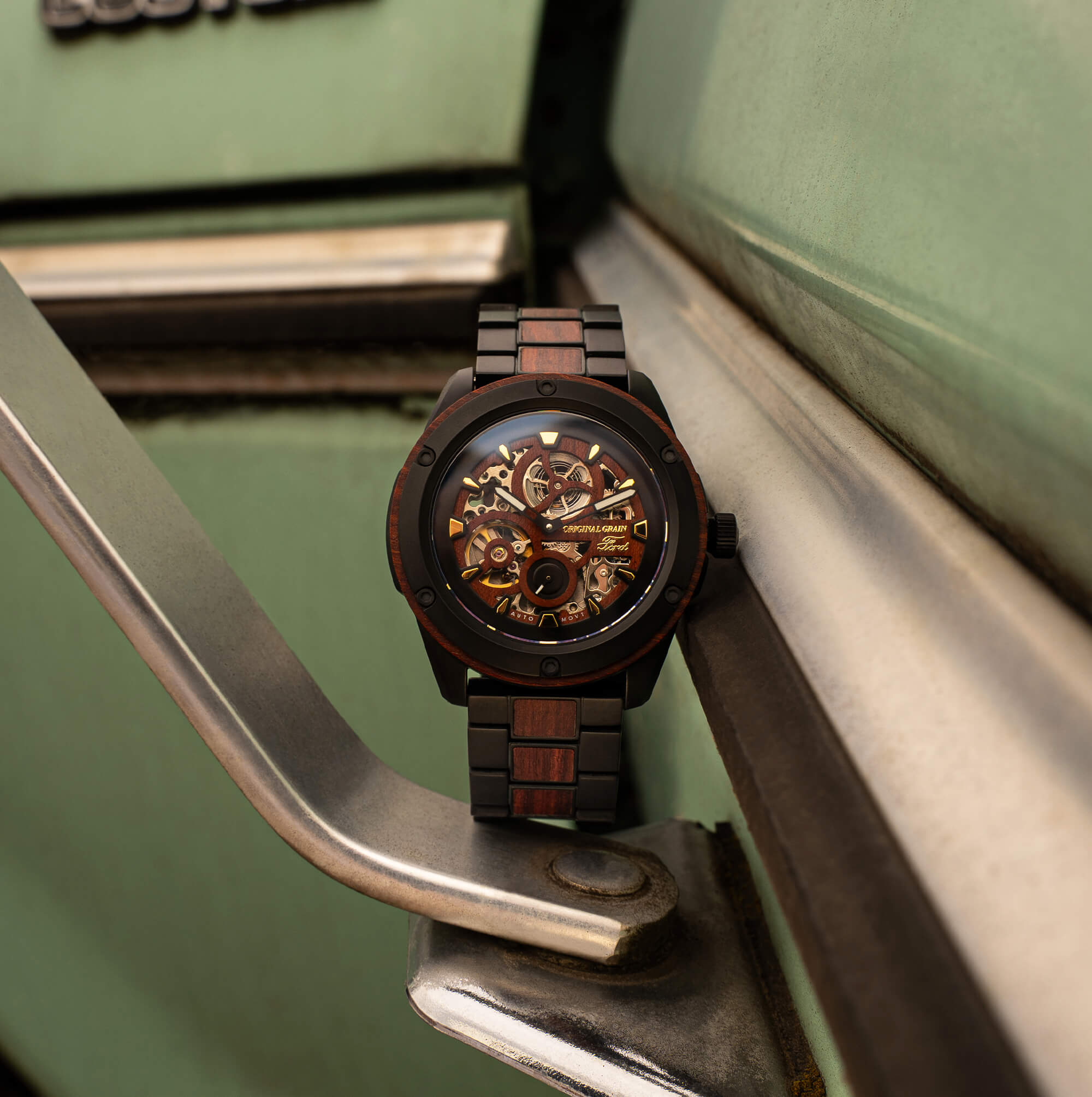Original Grain Ford Heritage Rugged Automatic 44mm — product view 6