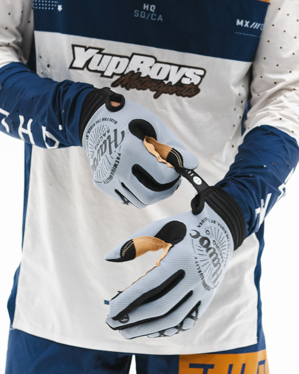 Havoc Gray and Black Gloves — product view 4