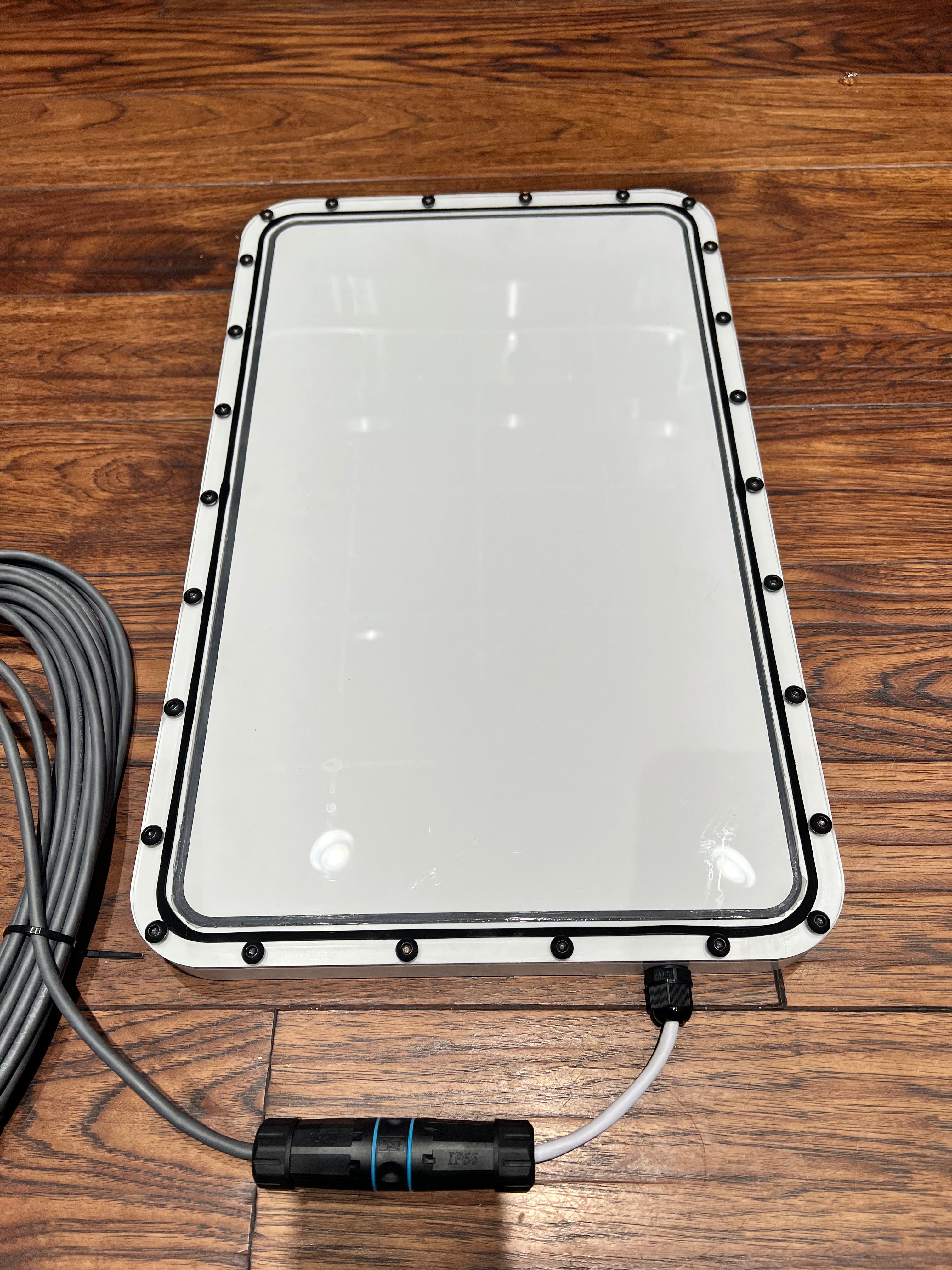 Star-Mount Flat Mount Pro with RJ45 — product view 1