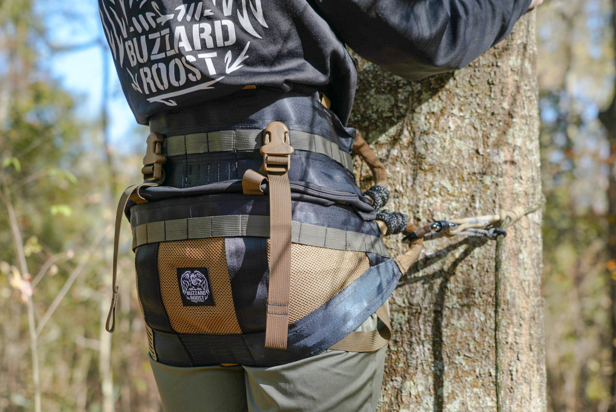 Buzzard Roost BRS Reloaded two-panel hunting saddle - product view 2