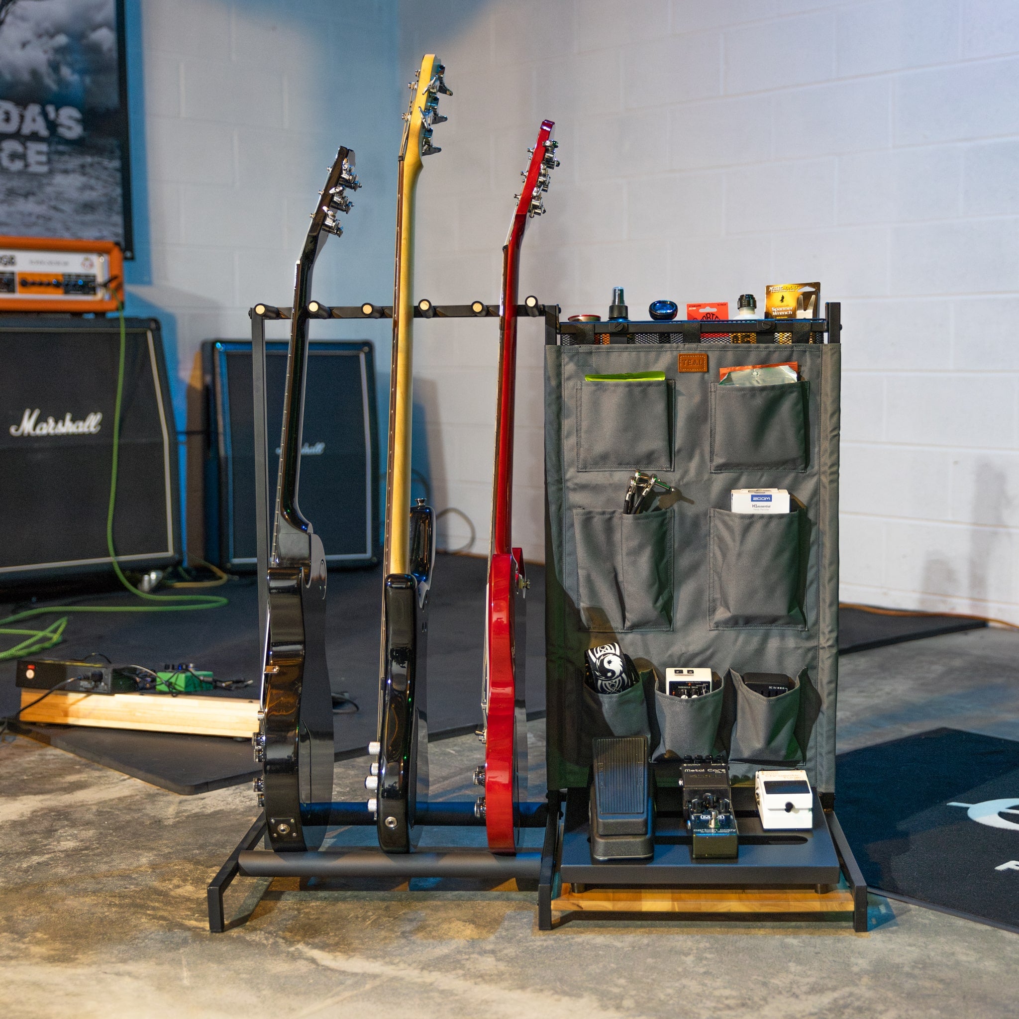 The Opener 5-Slot Guitar Rack | Gray - product view 3