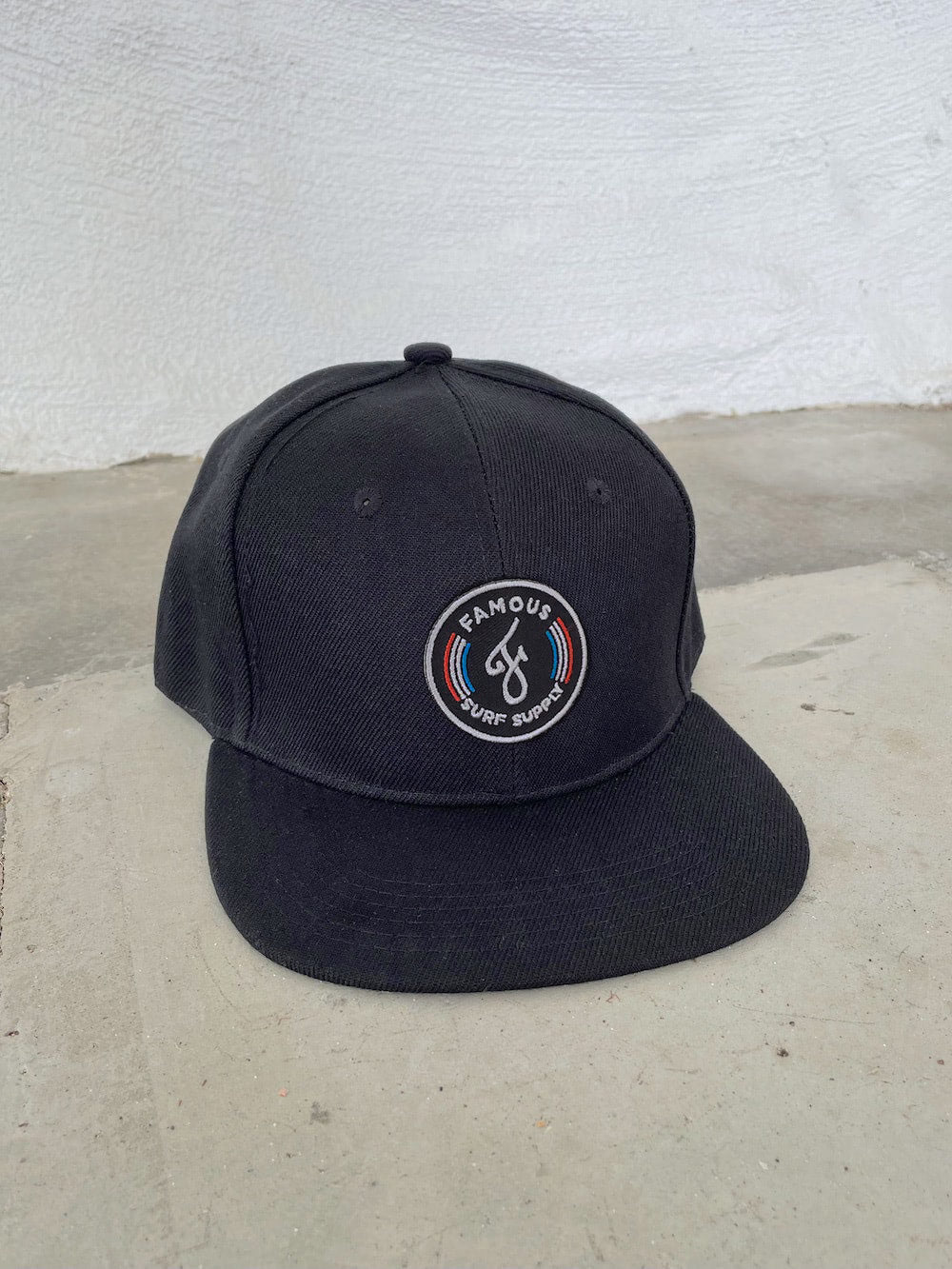 Famous Surf Echo Snapback Hat – product view 3