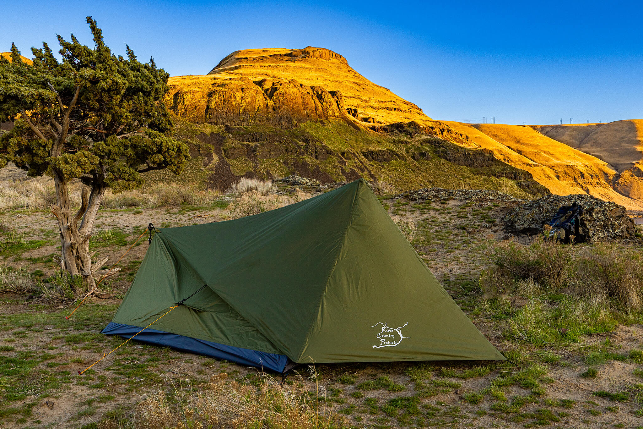River Country Trekker Tent 2V — 2-Person Vestibule Tent — product image 1